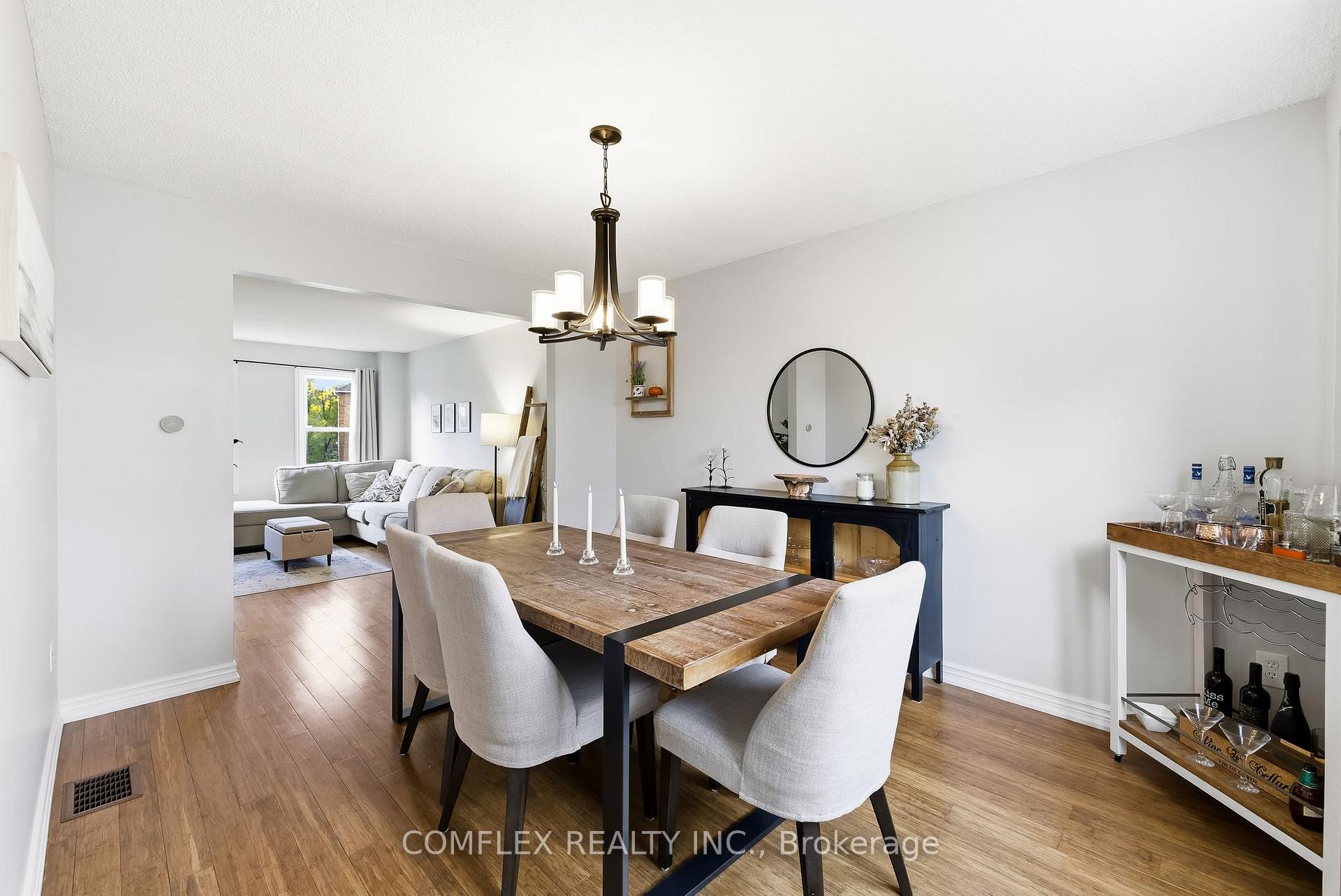 Photo 18 of 16 Orchard Park Drive, Clarington, Bowmanville — HOMEH
