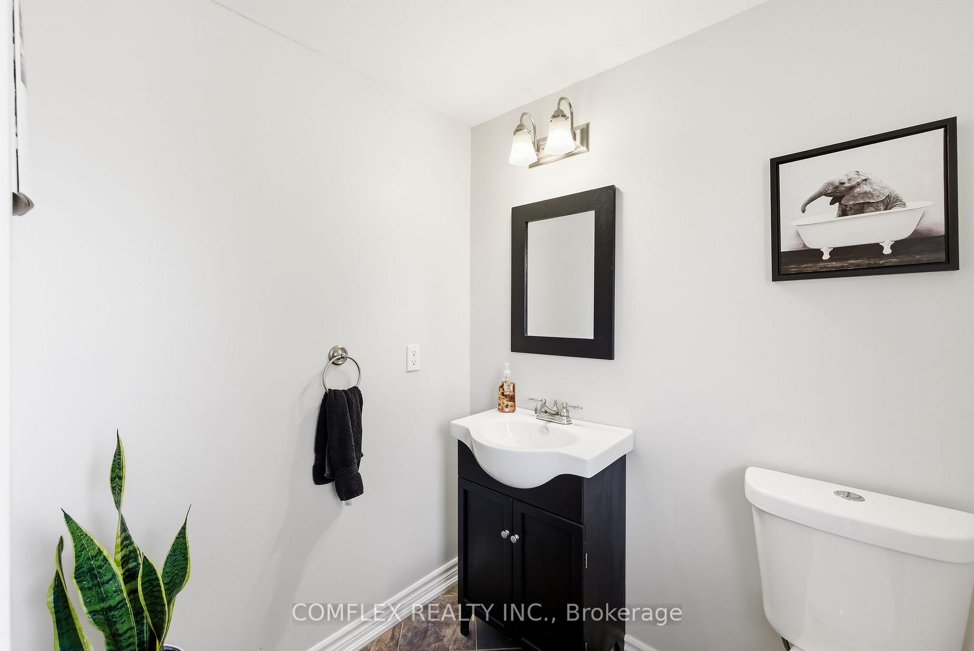 Photo 29 of 16 Orchard Park Drive, Clarington, Bowmanville — HOMEH