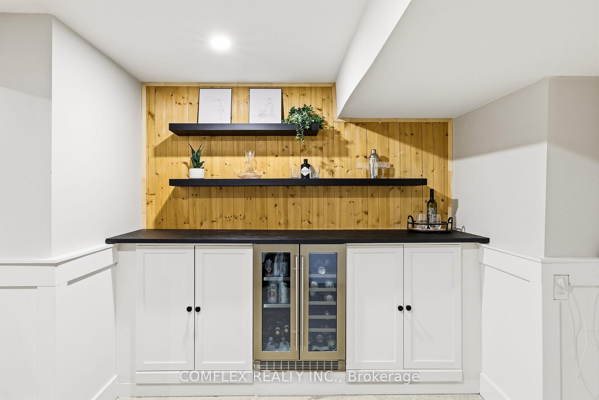 Photo 39 of 16 Orchard Park Drive, Clarington, Bowmanville — HOMEH