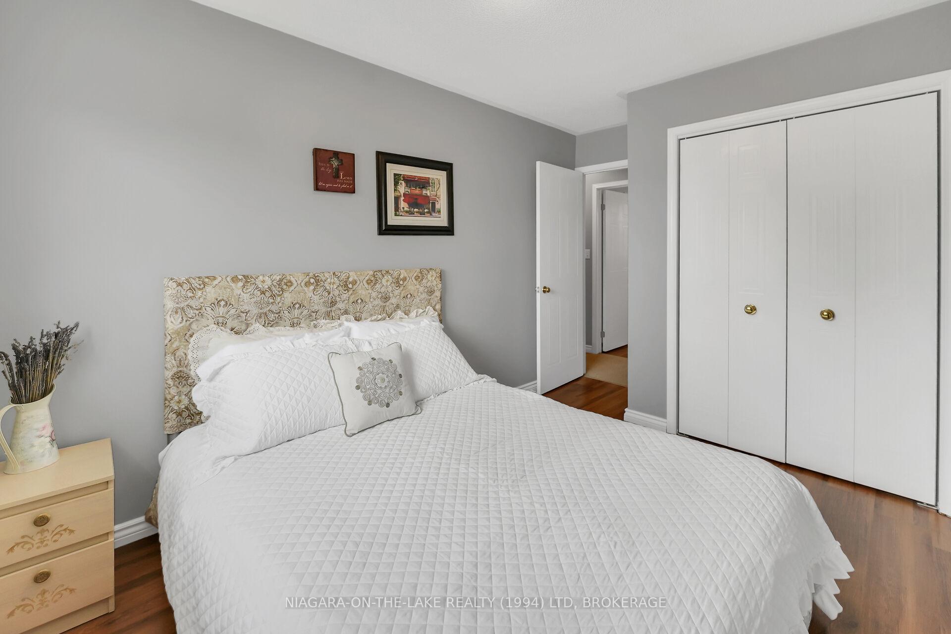 Photo 21 of 6 Lakeside Drive, St. Catharines, Port Weller — HOMEH