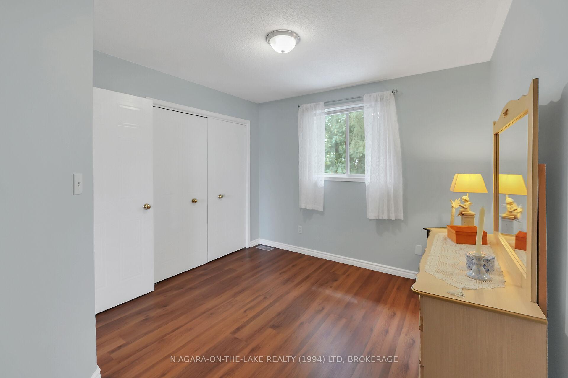 Photo 42 of 6 Lakeside Drive, St. Catharines, Port Weller — HOMEH