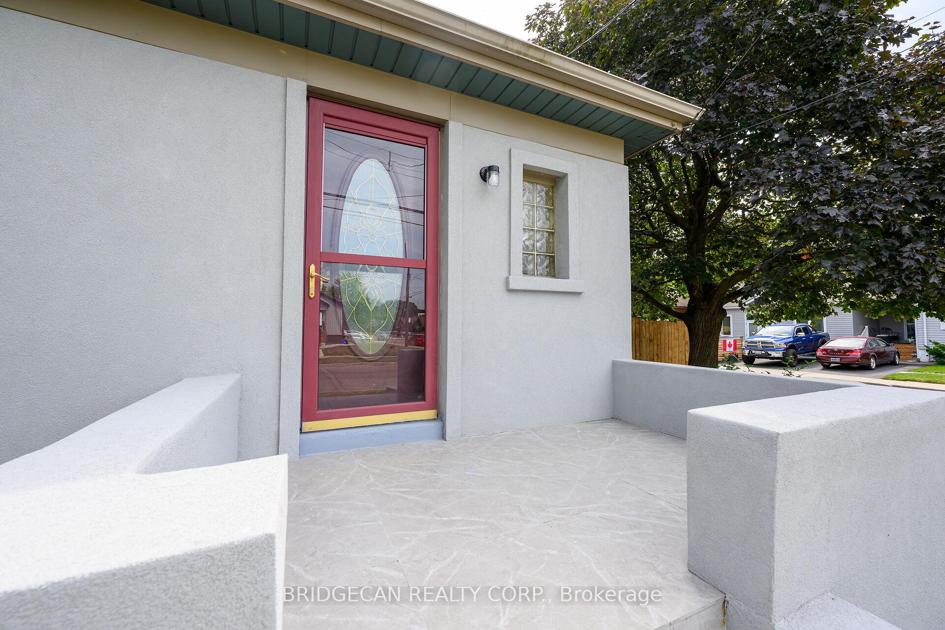 Photo 24 of 258 Brucedale Avenue E, Hamilton, Inch Park — HOMEH