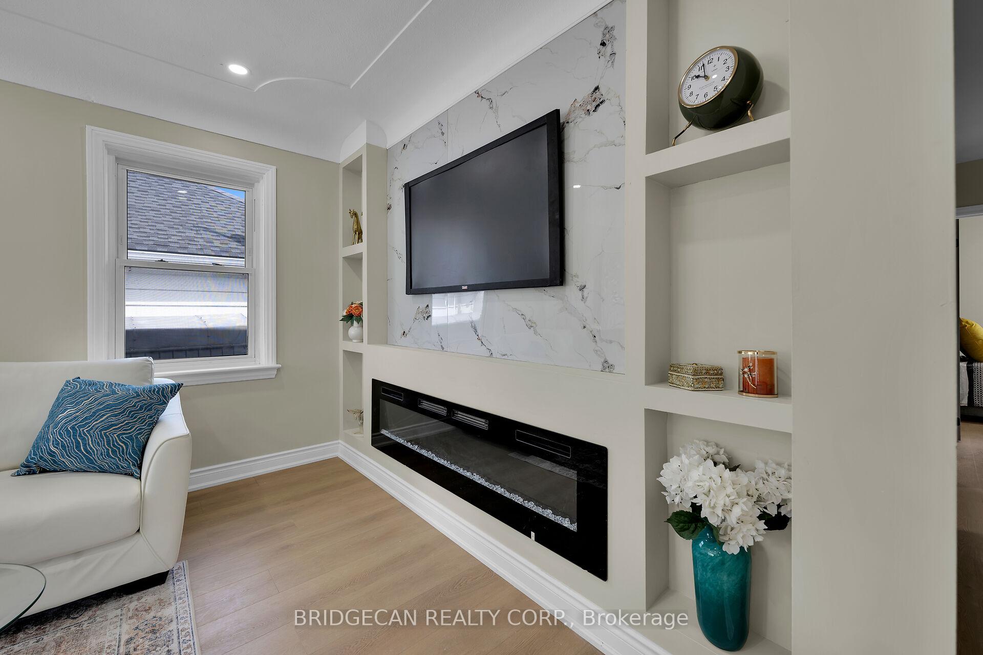 Photo 34 of 258 Brucedale Avenue E, Hamilton, Inch Park — HOMEH