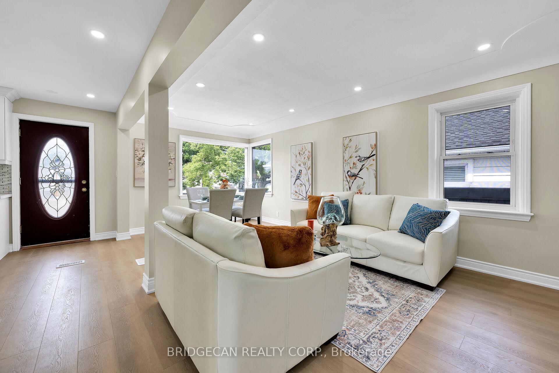 Photo 37 of 258 Brucedale Avenue E, Hamilton, Inch Park — HOMEH