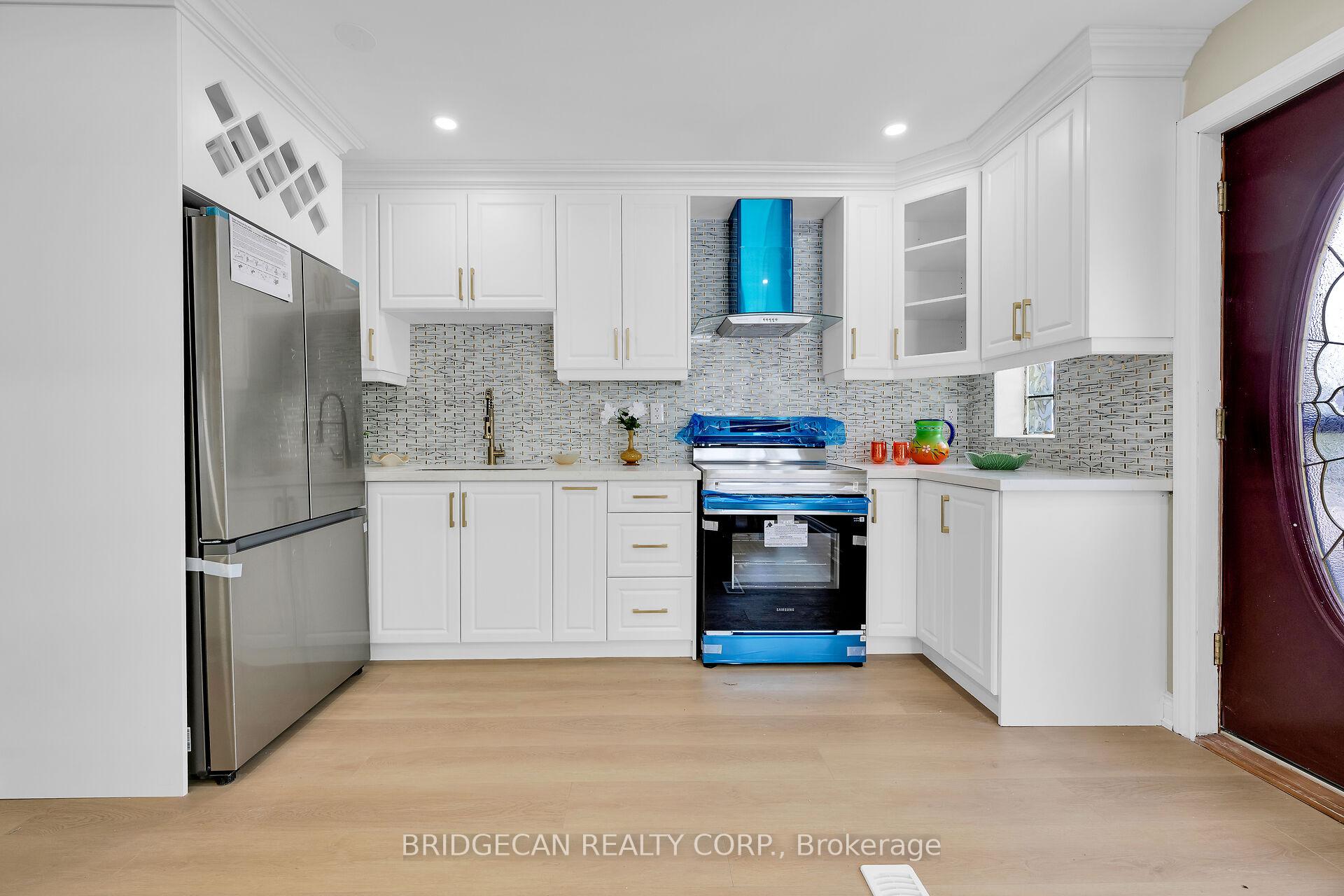 Photo 6 of 258 Brucedale Avenue E, Hamilton, Inch Park — HOMEH