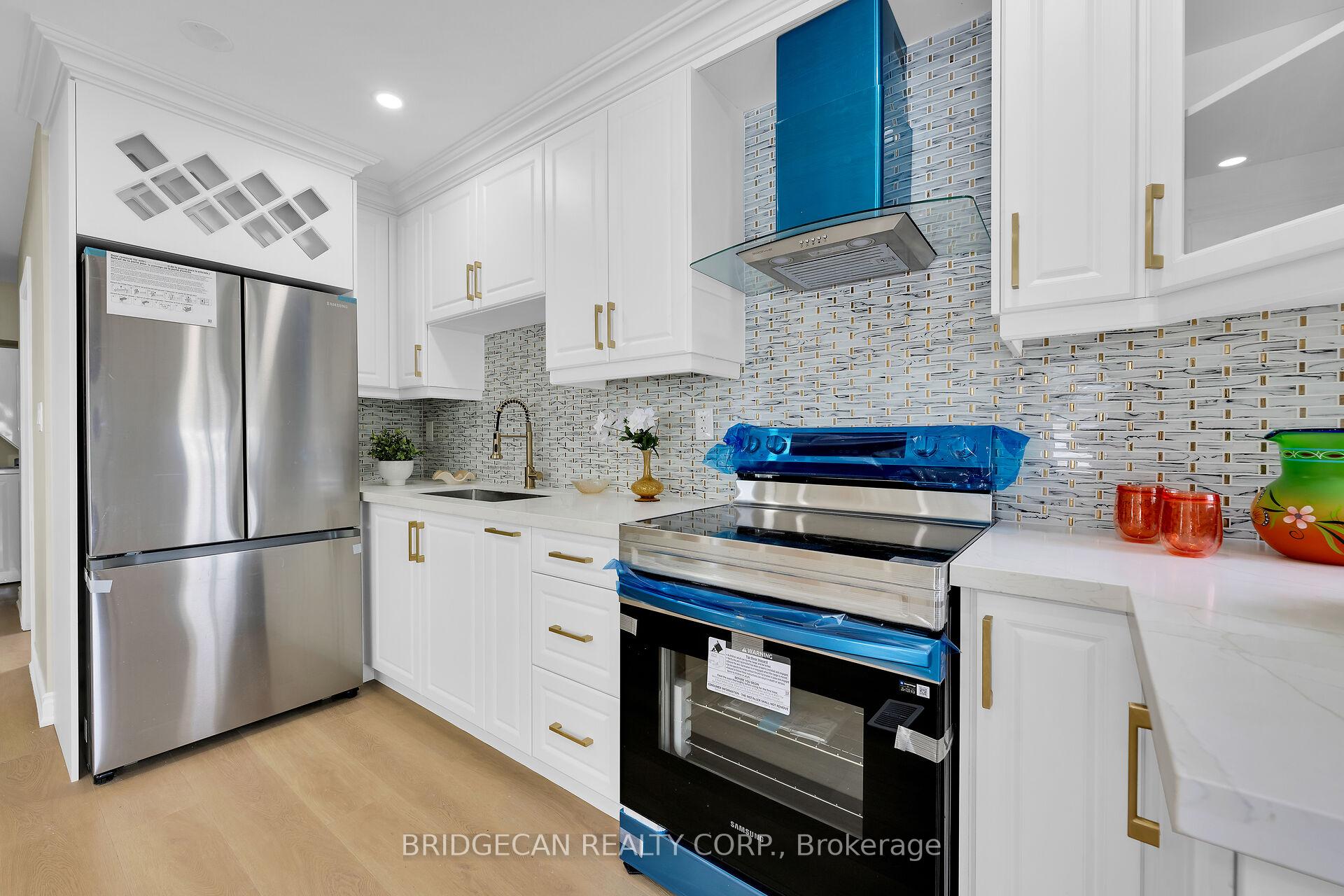 Photo 8 of 258 Brucedale Avenue E, Hamilton, Inch Park — HOMEH