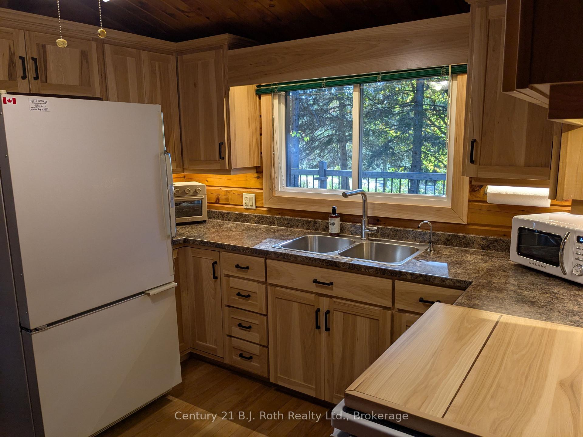 Photo 33 of 71 Victoria Street, Magnetawan — HOMEH