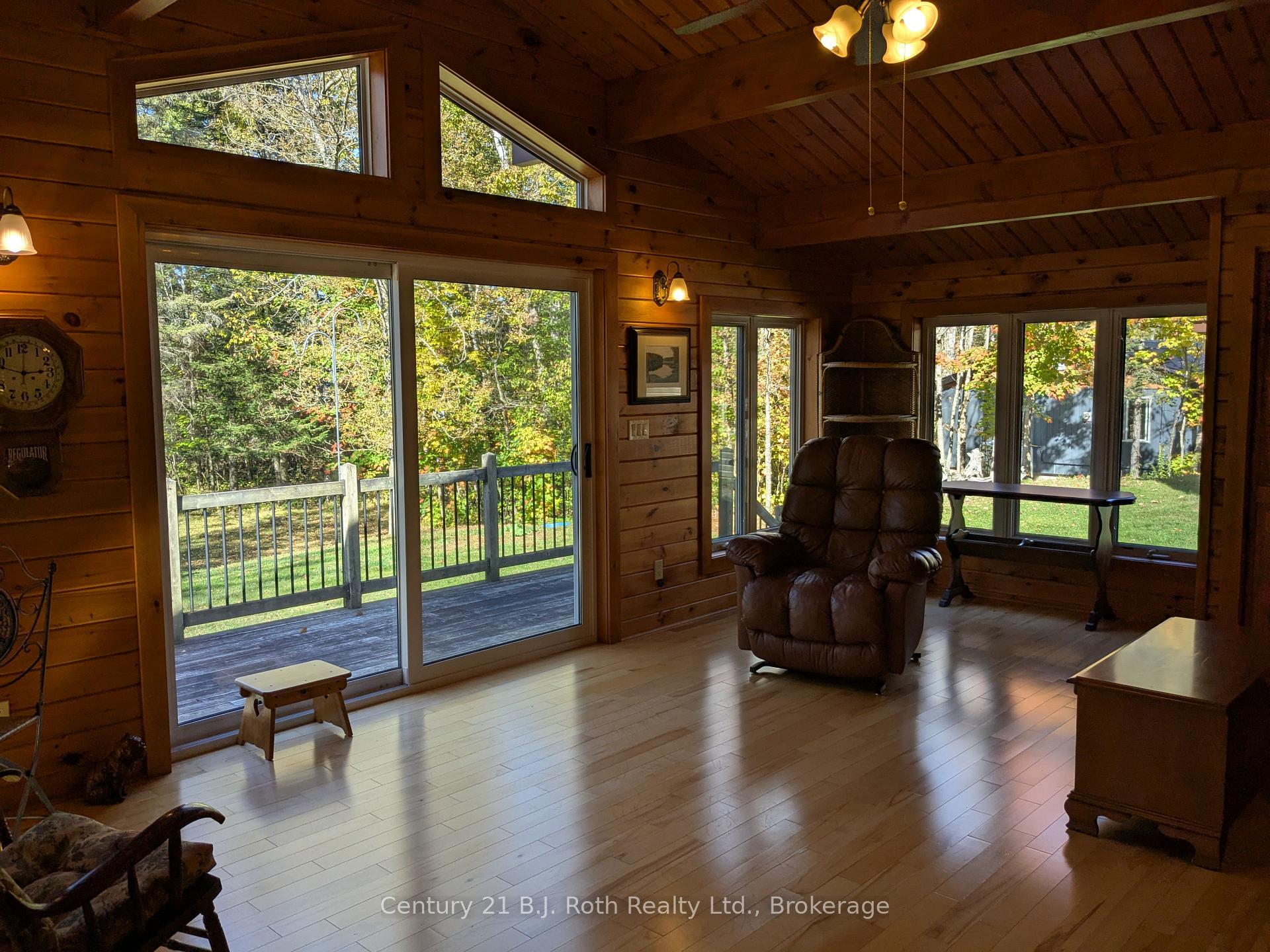 Photo 40 of 71 Victoria Street, Magnetawan — HOMEH