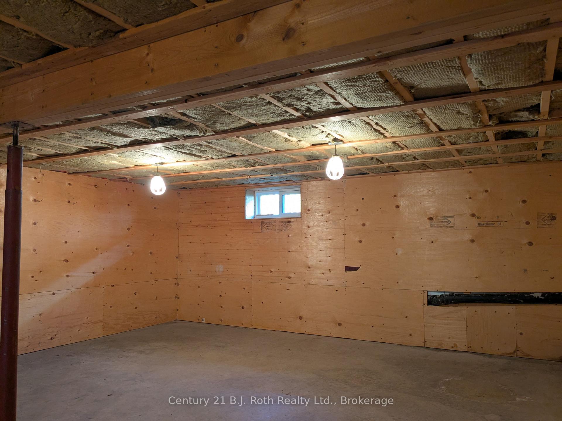 Photo 73 of 71 Victoria Street, Magnetawan — HOMEH