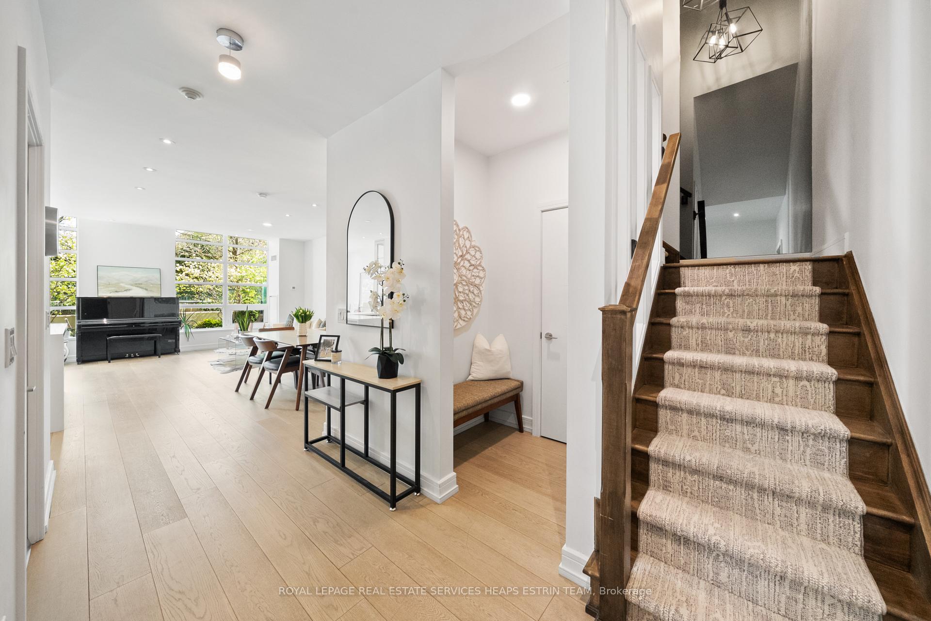 Photo 3 of Unit TH112, 35 Brian Peck Crescent, Toronto, Leaside — HOMEH