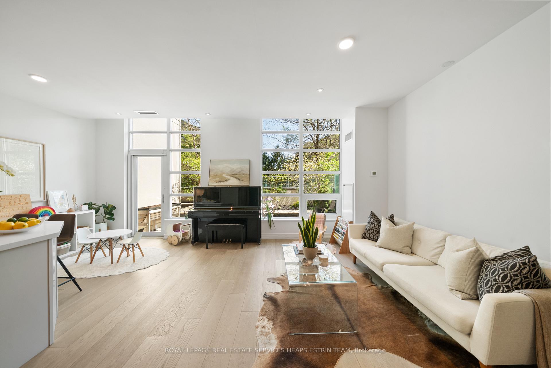 Photo 12 of Unit TH112, 35 Brian Peck Crescent, Toronto, Leaside — HOMEH