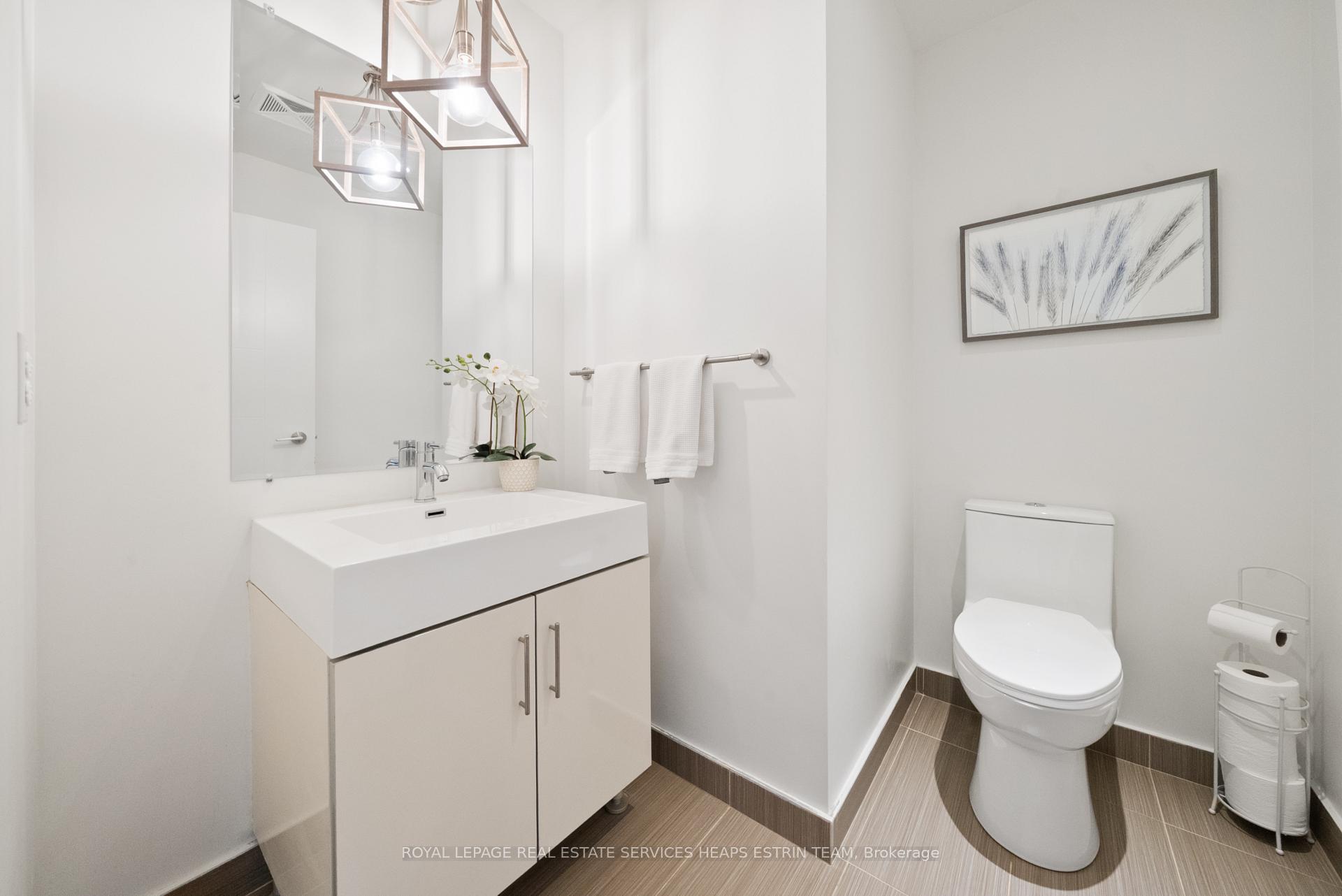 Photo 16 of Unit TH112, 35 Brian Peck Crescent, Toronto, Leaside — HOMEH
