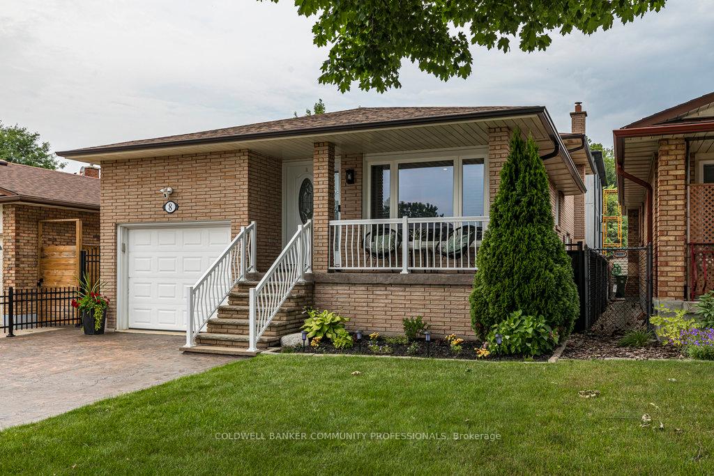 Photo 2 of 8 Colgate Court, Hamilton, Gilbert — HOMEH