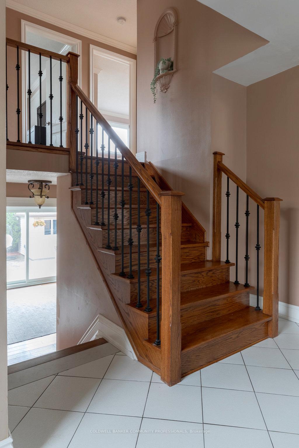 Photo 17 of 8 Colgate Court, Hamilton, Gilbert — HOMEH