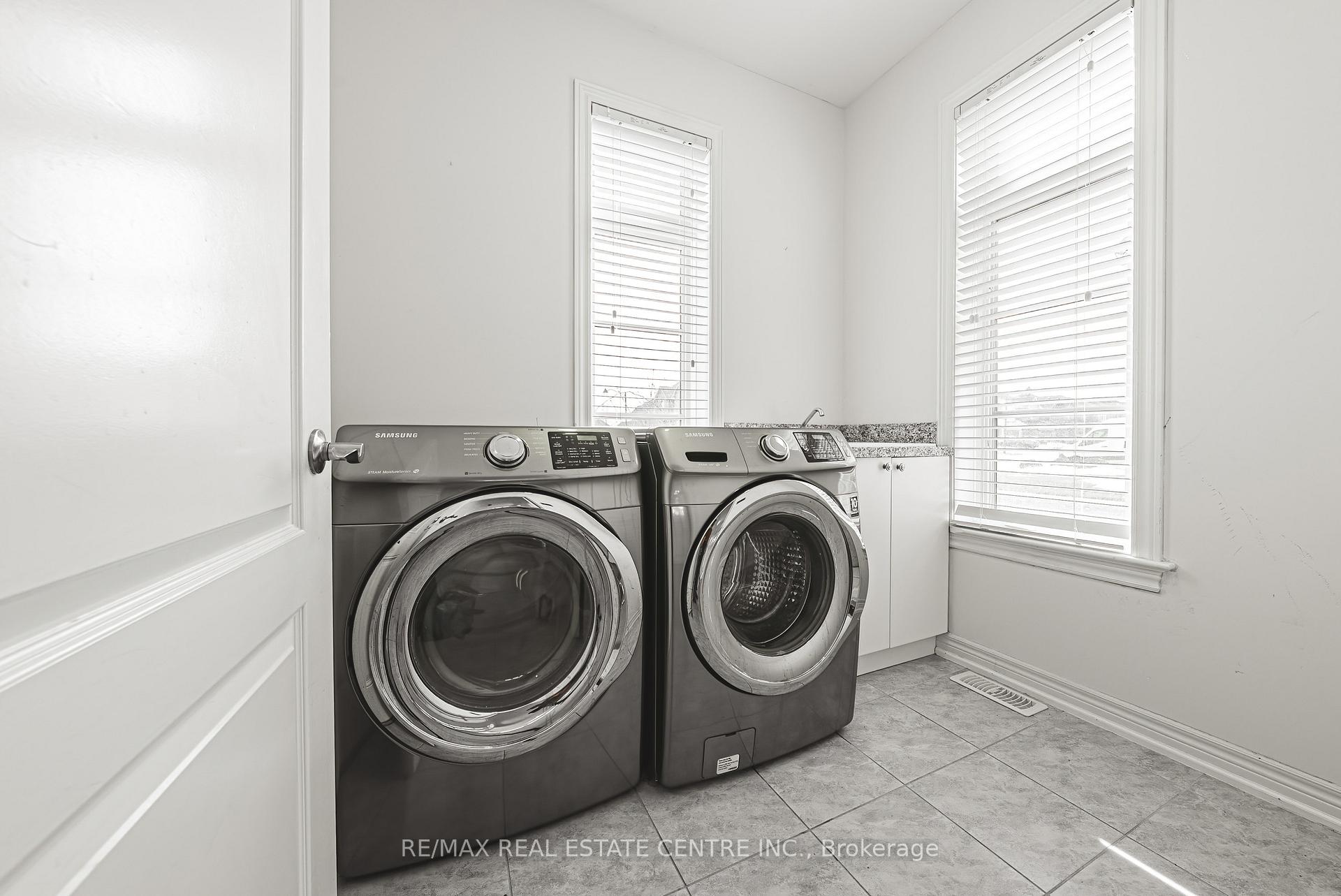 Photo 19 of 107 Hazelton Avenue, Hamilton, Sheldon — HOMEH