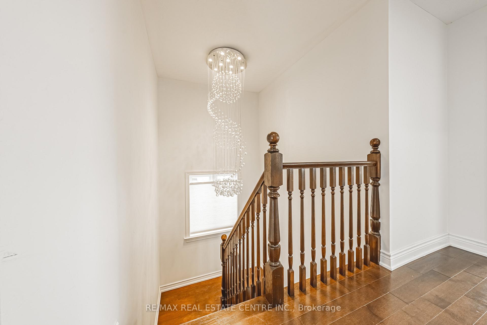 Photo 22 of 107 Hazelton Avenue, Hamilton, Sheldon — HOMEH