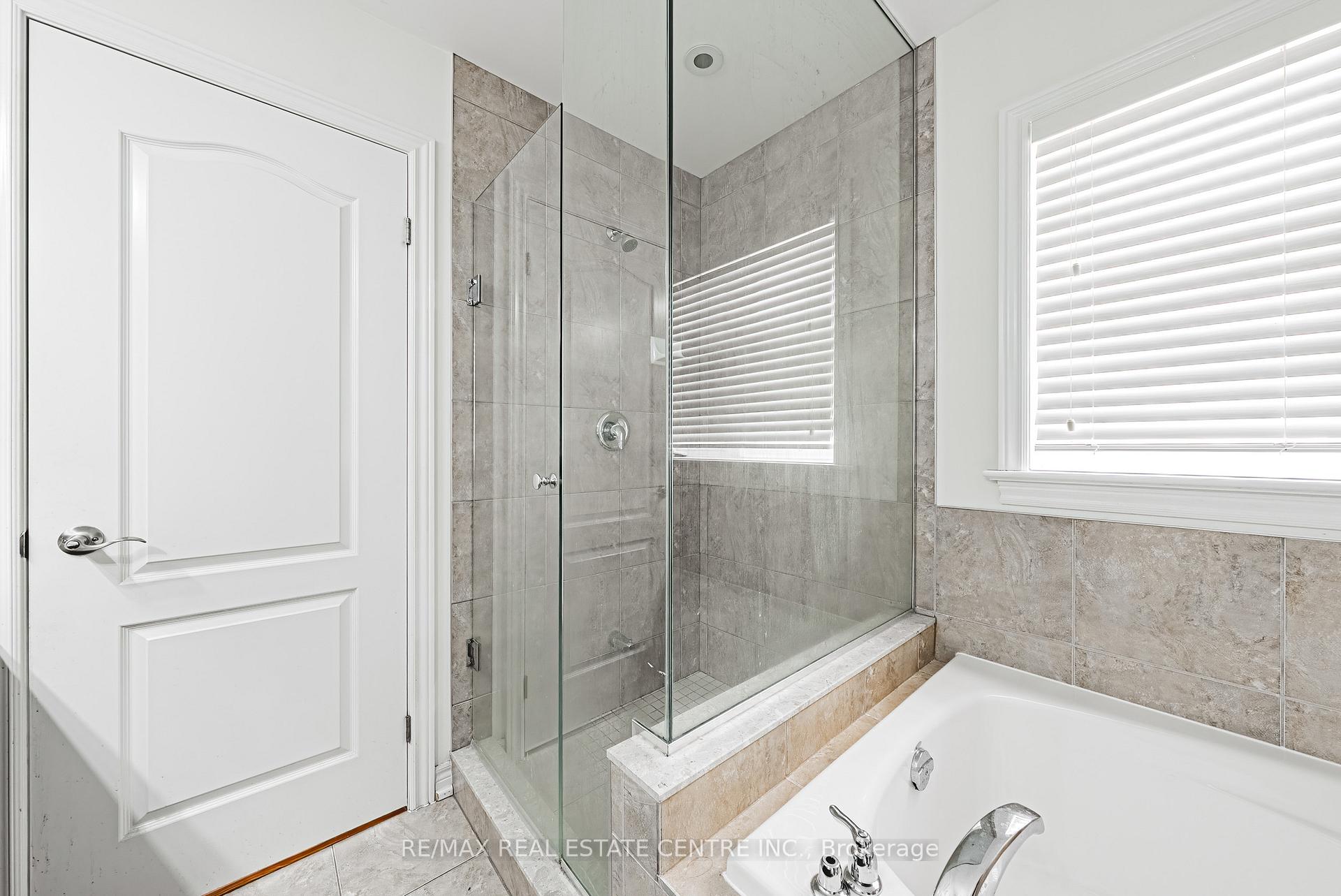 Photo 28 of 107 Hazelton Avenue, Hamilton, Sheldon — HOMEH