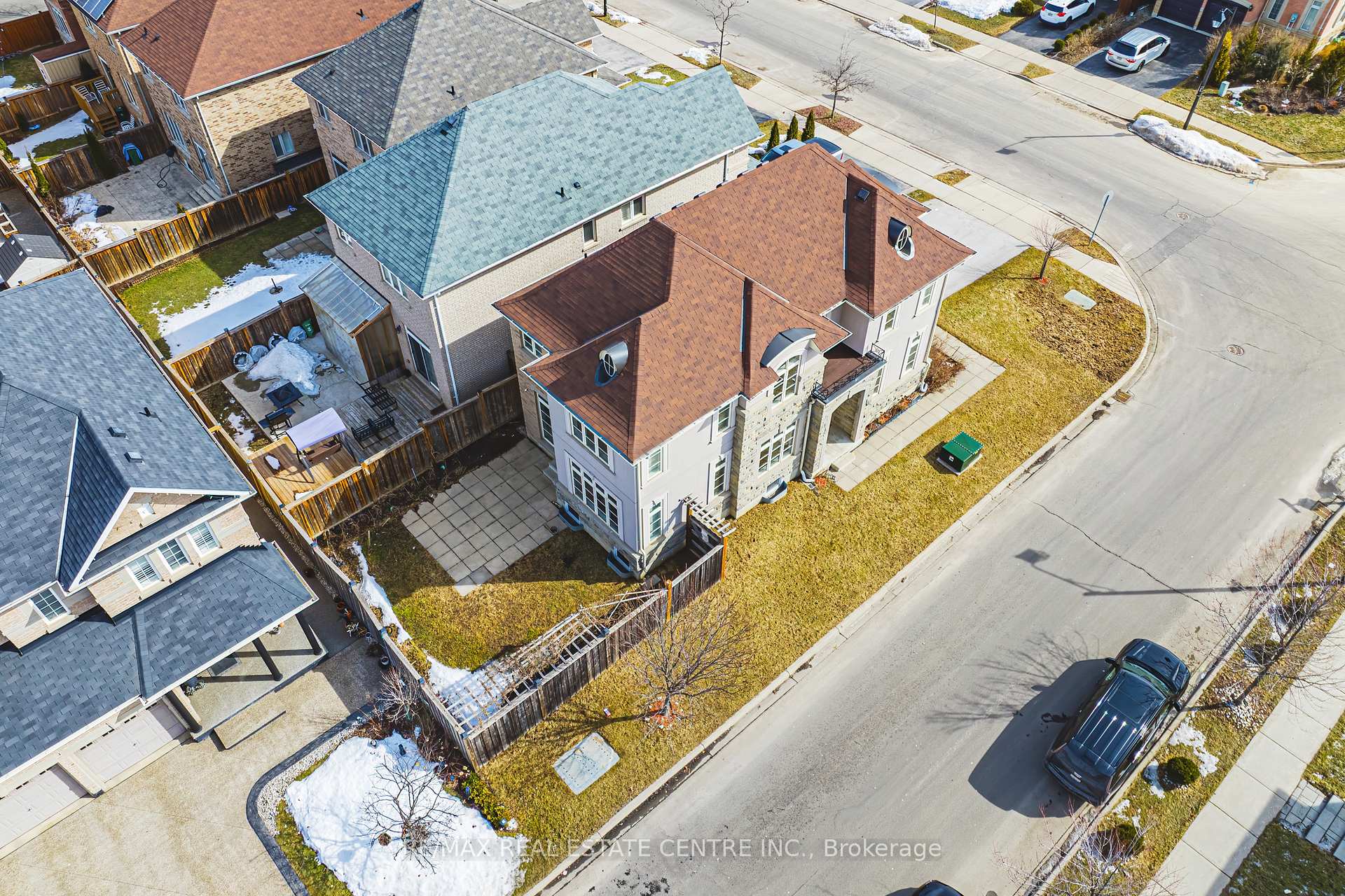 Photo 42 of 107 Hazelton Avenue, Hamilton, Sheldon — HOMEH