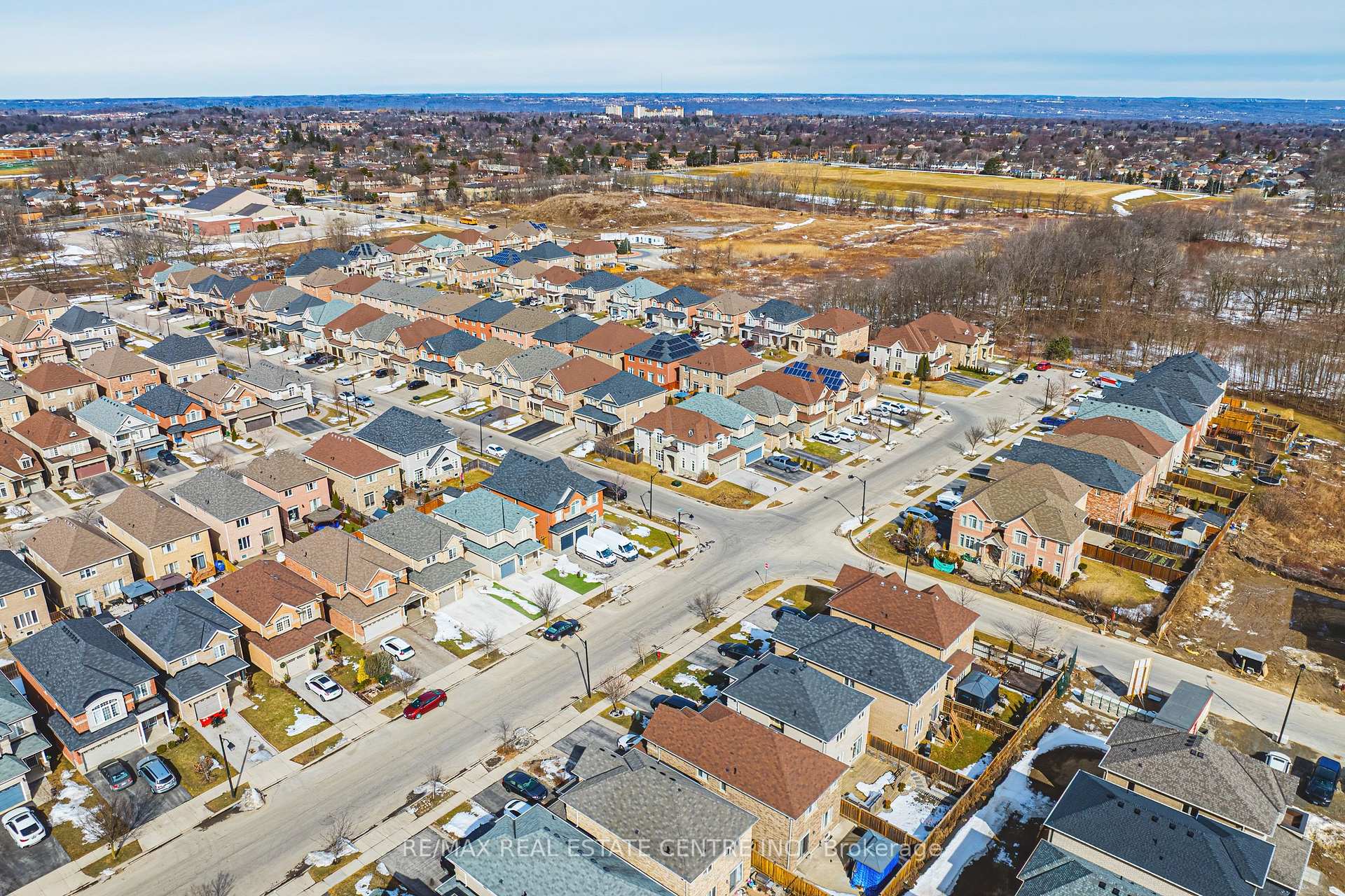 Photo 48 of 107 Hazelton Avenue, Hamilton, Sheldon — HOMEH