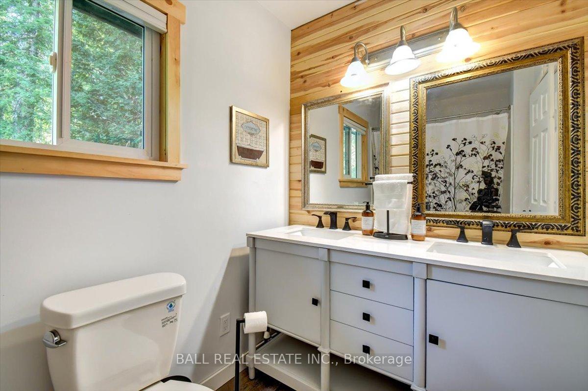 Photo 35 of 51 Lucerne Lake Drive, Faraday — HOMEH