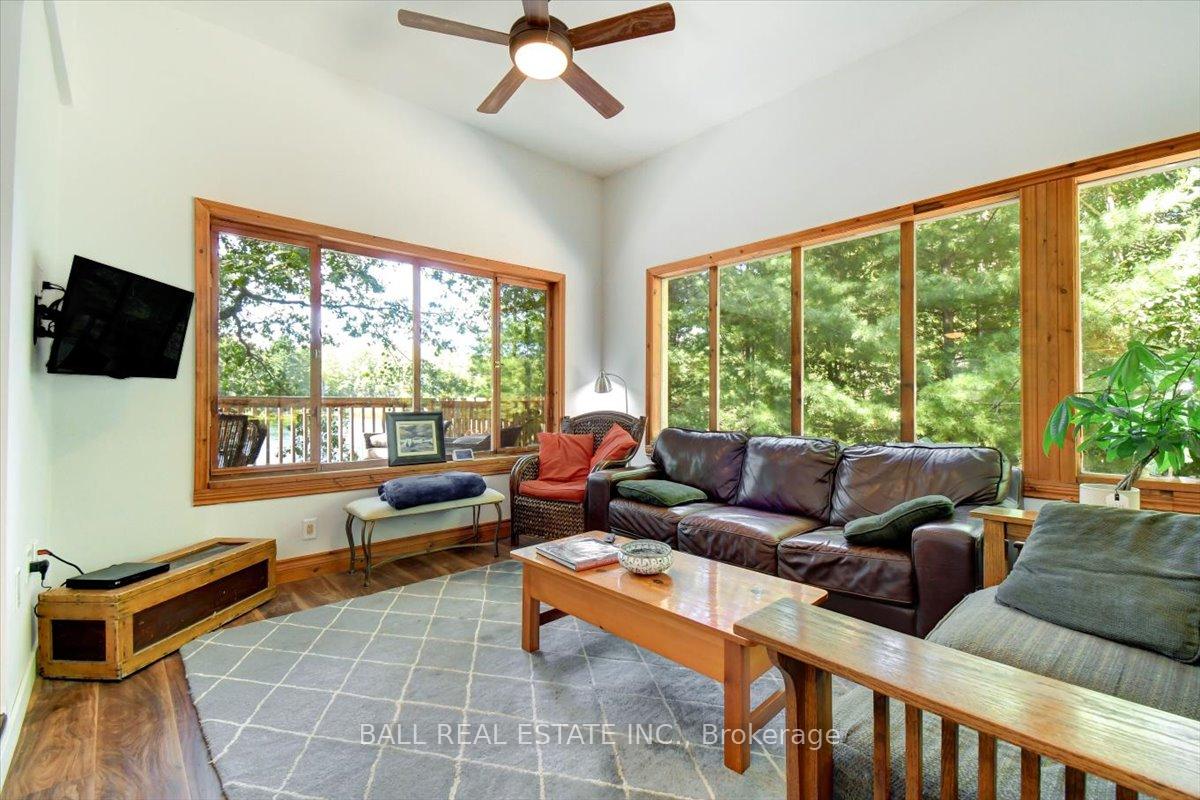 Photo 10 of 51 Lucerne Lake Drive, Faraday — HOMEH