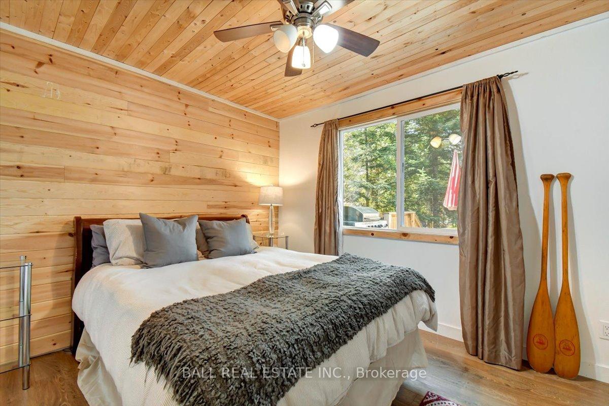 Photo 13 of 51 Lucerne Lake Drive, Faraday — HOMEH