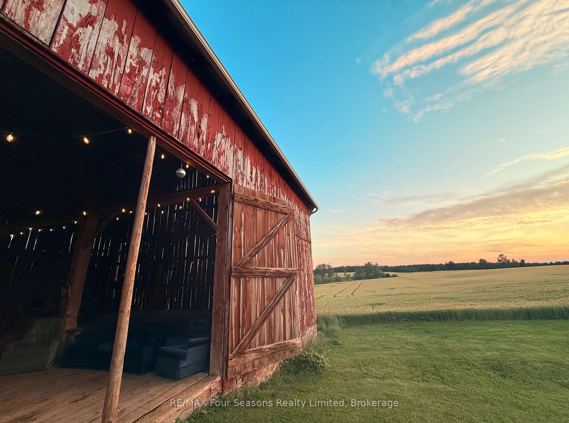 Photo 46 of 1154 Fairgrounds Road S, Clearview, Rural Clearview — HOMEH
