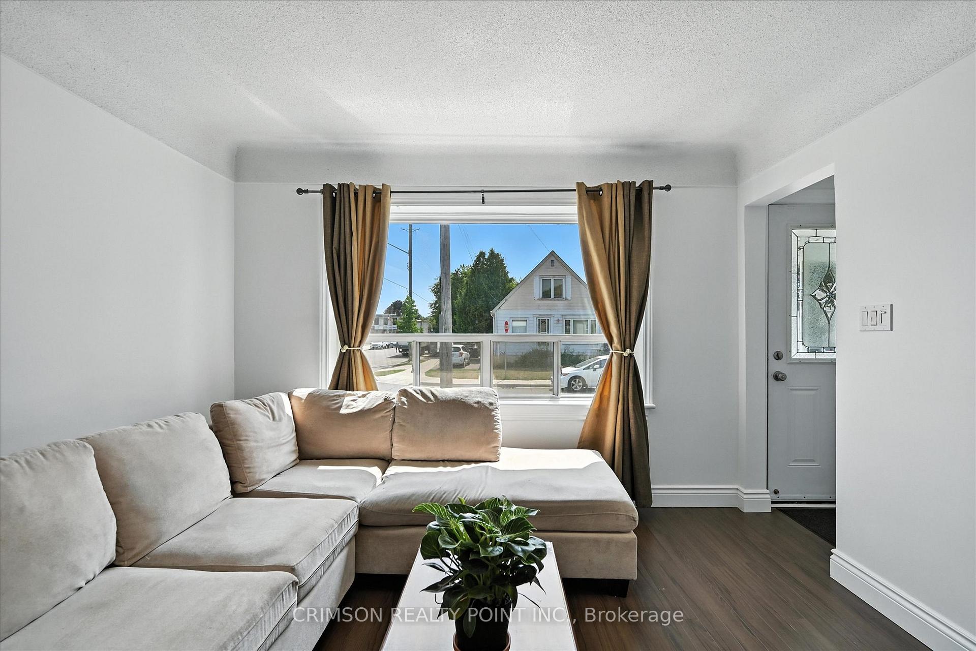 Photo 10 of 250 East 28th Street, Hamilton, Eastmount — HOMEH