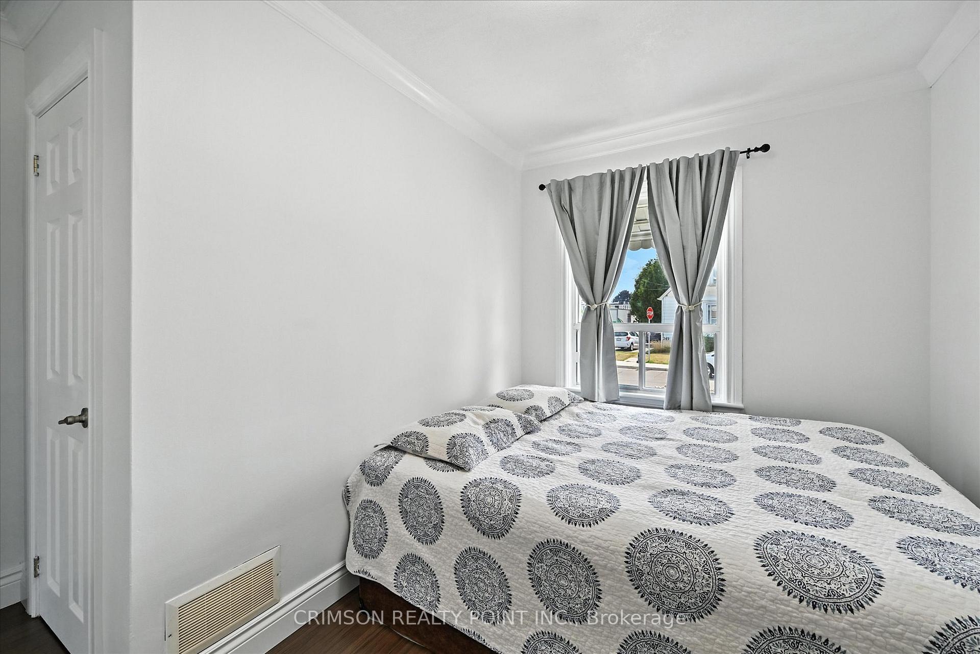 Photo 22 of 250 East 28th Street, Hamilton, Eastmount — HOMEH