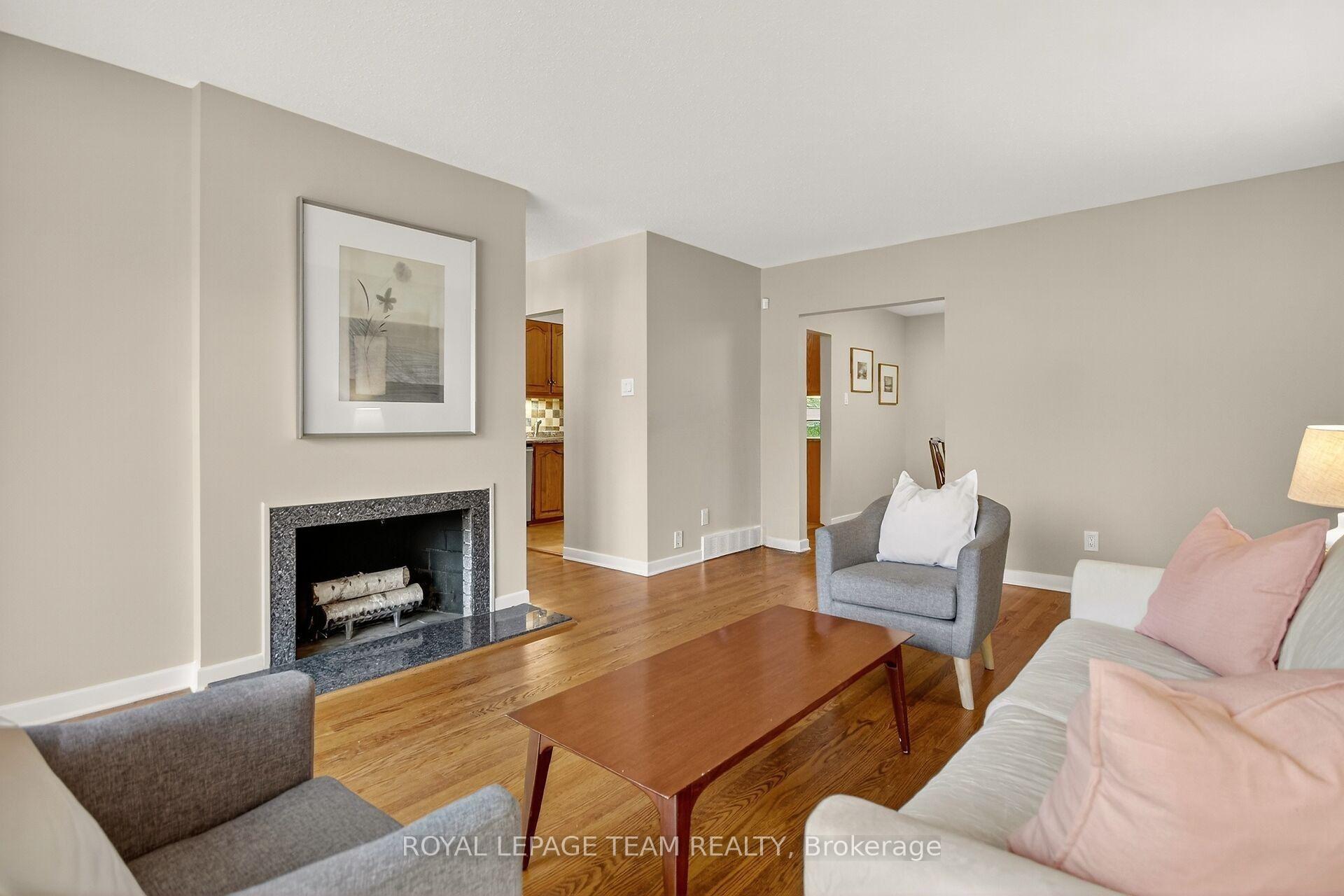 Photo 6 of 20 Beaumaris Drive, Ottawa, Bruce Farm/Graham Park/Qualicum/Bellands — HOMEH