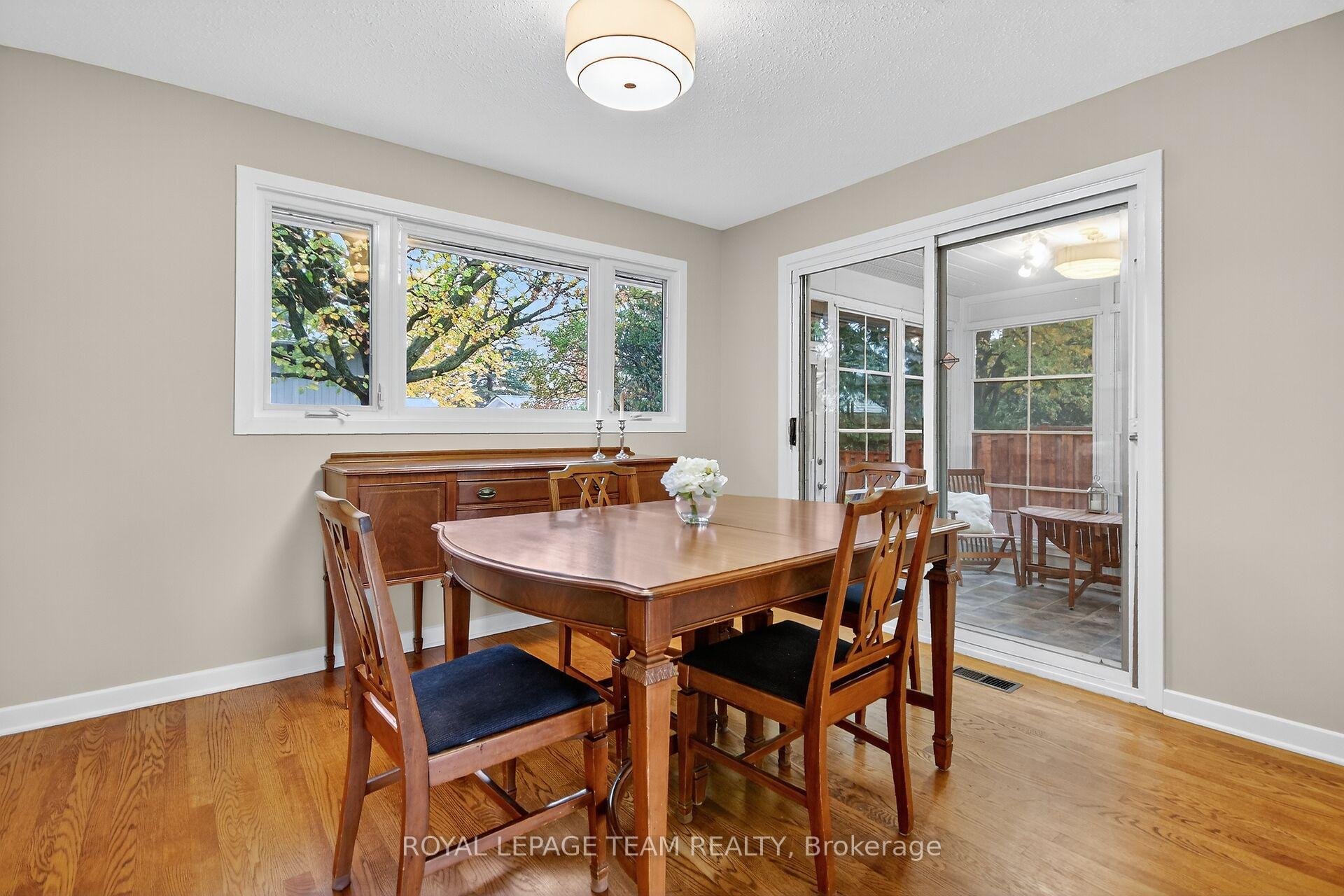 Photo 8 of 20 Beaumaris Drive, Ottawa, Bruce Farm/Graham Park/Qualicum/Bellands — HOMEH
