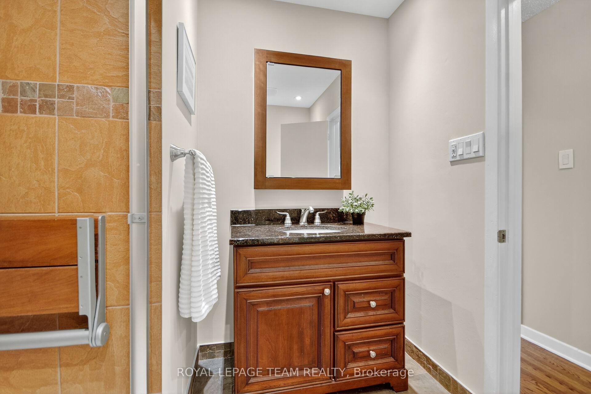 Photo 20 of 20 Beaumaris Drive, Ottawa, Bruce Farm/Graham Park/Qualicum/Bellands — HOMEH