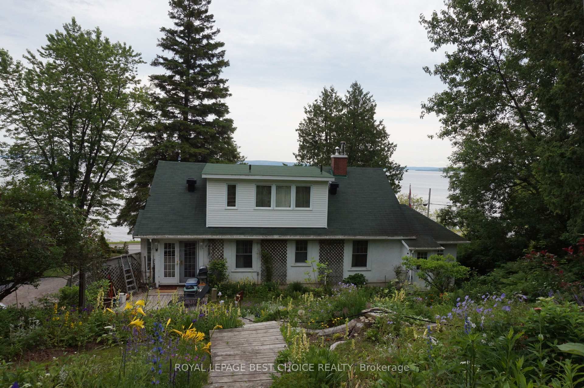 Photo 29 of 748 Lakeshore Road, Temiskaming Shores, Haileybury — HOMEH