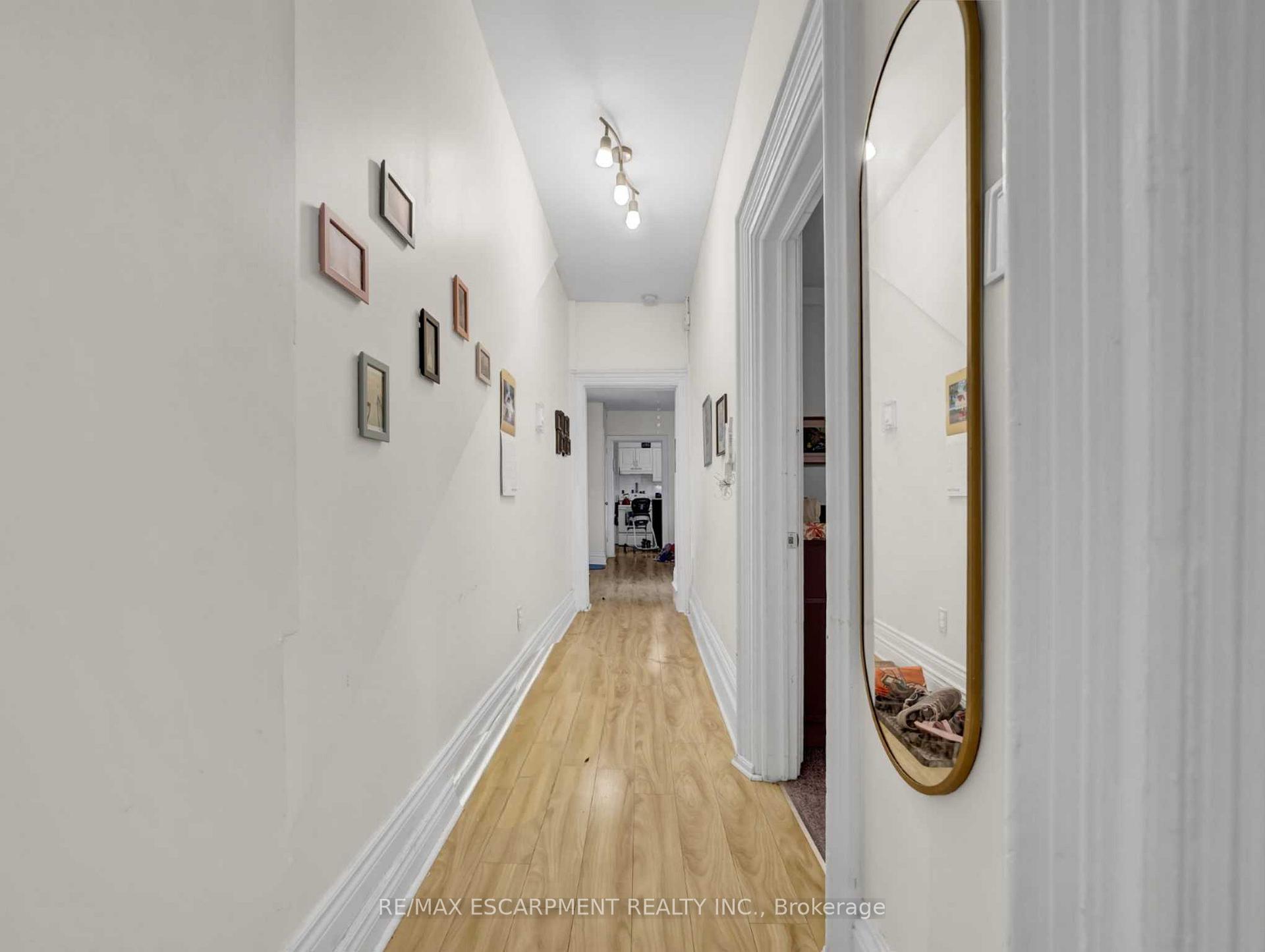 Photo 4 of 214 Mary Street, Hamilton, Beasley — HOMEH