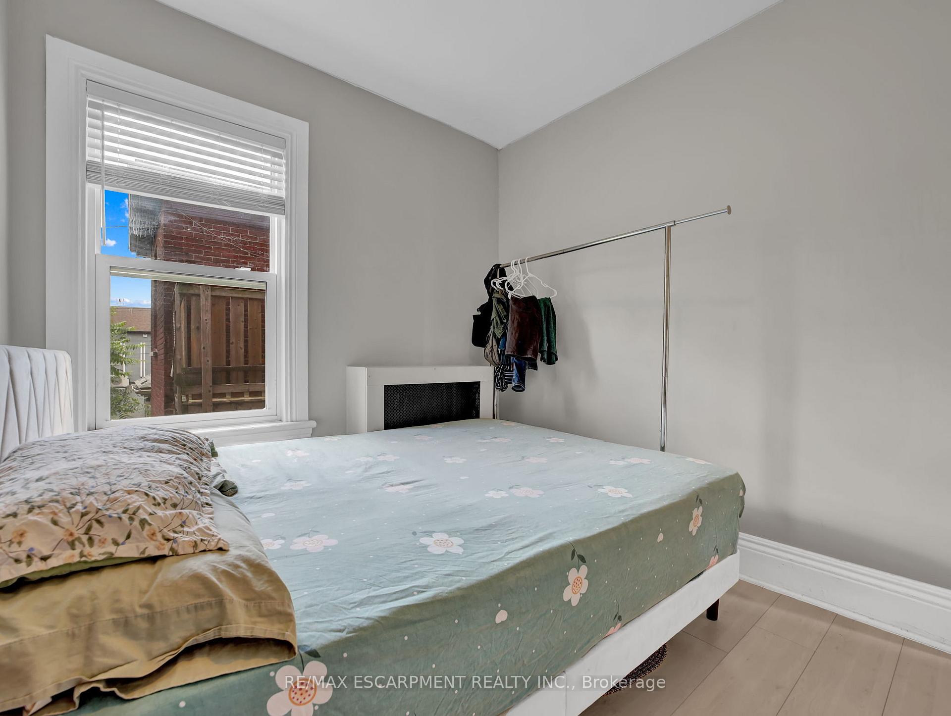 Photo 13 of 214 Mary Street, Hamilton, Beasley — HOMEH
