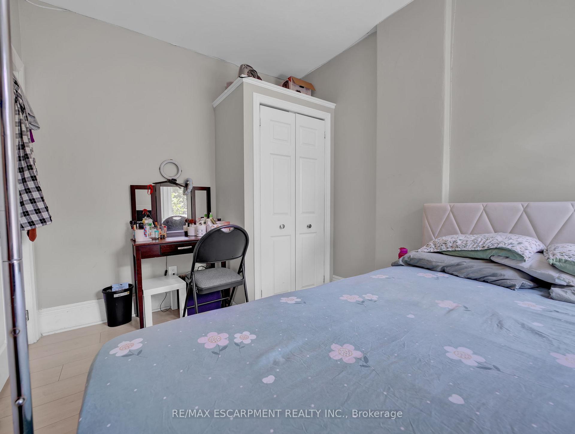 Photo 15 of 214 Mary Street, Hamilton, Beasley — HOMEH