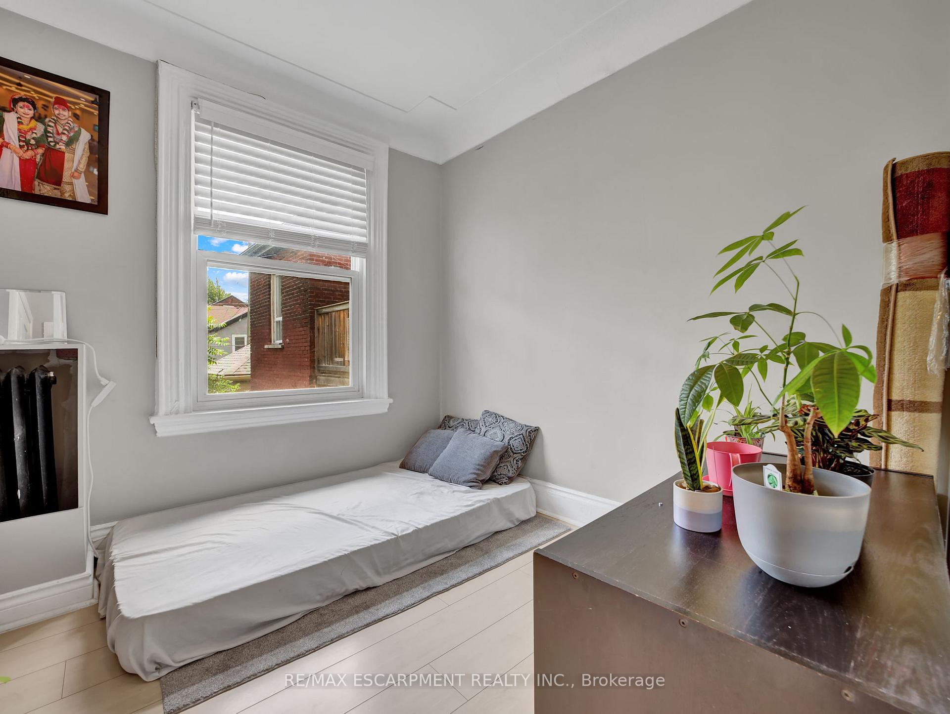 Photo 18 of 214 Mary Street, Hamilton, Beasley — HOMEH