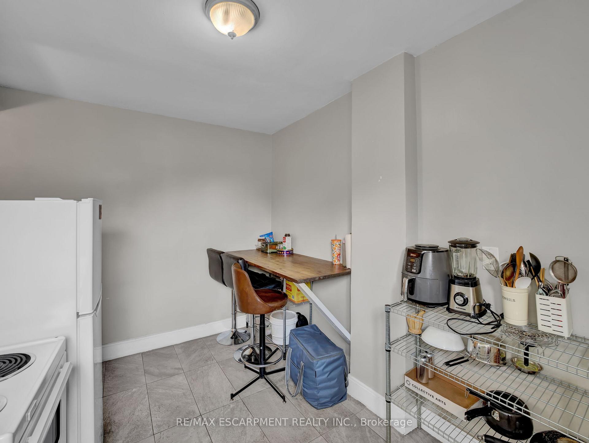 Photo 20 of 214 Mary Street, Hamilton, Beasley — HOMEH