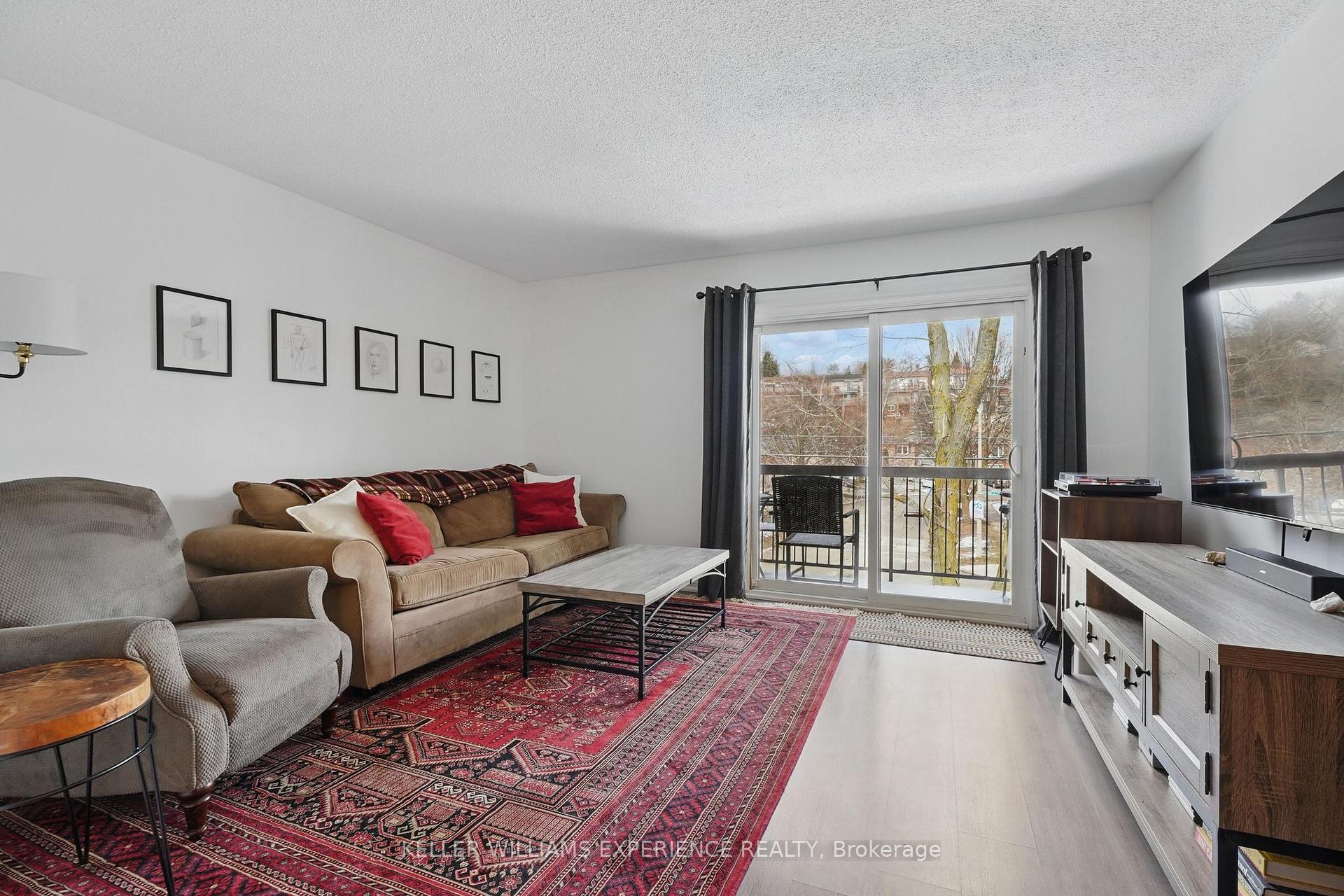 Photo 10 of Unit A12, 175 Edgehill Drive, Barrie, Letitia Heights — HOMEH