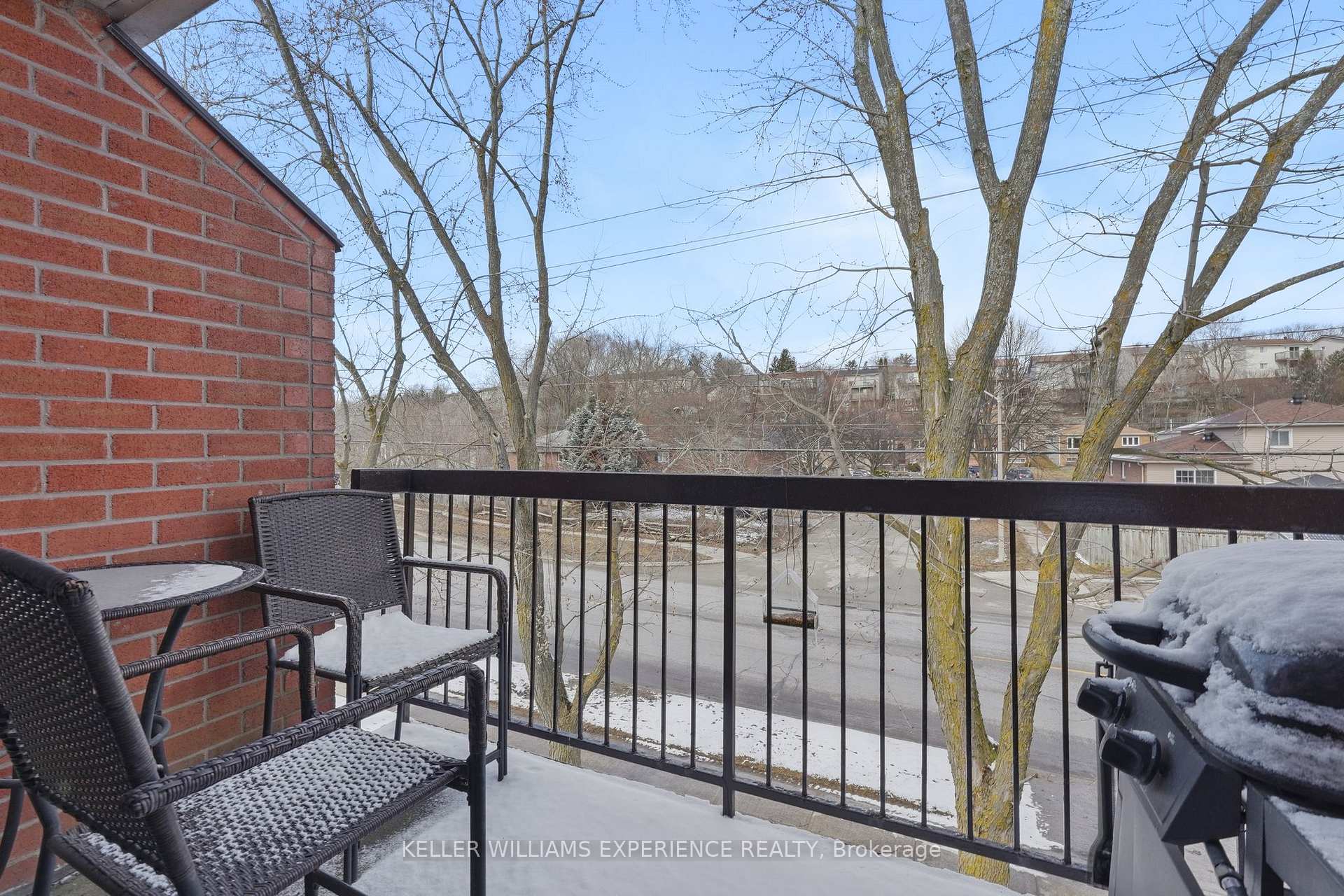 Photo 11 of Unit A12, 175 Edgehill Drive, Barrie, Letitia Heights — HOMEH