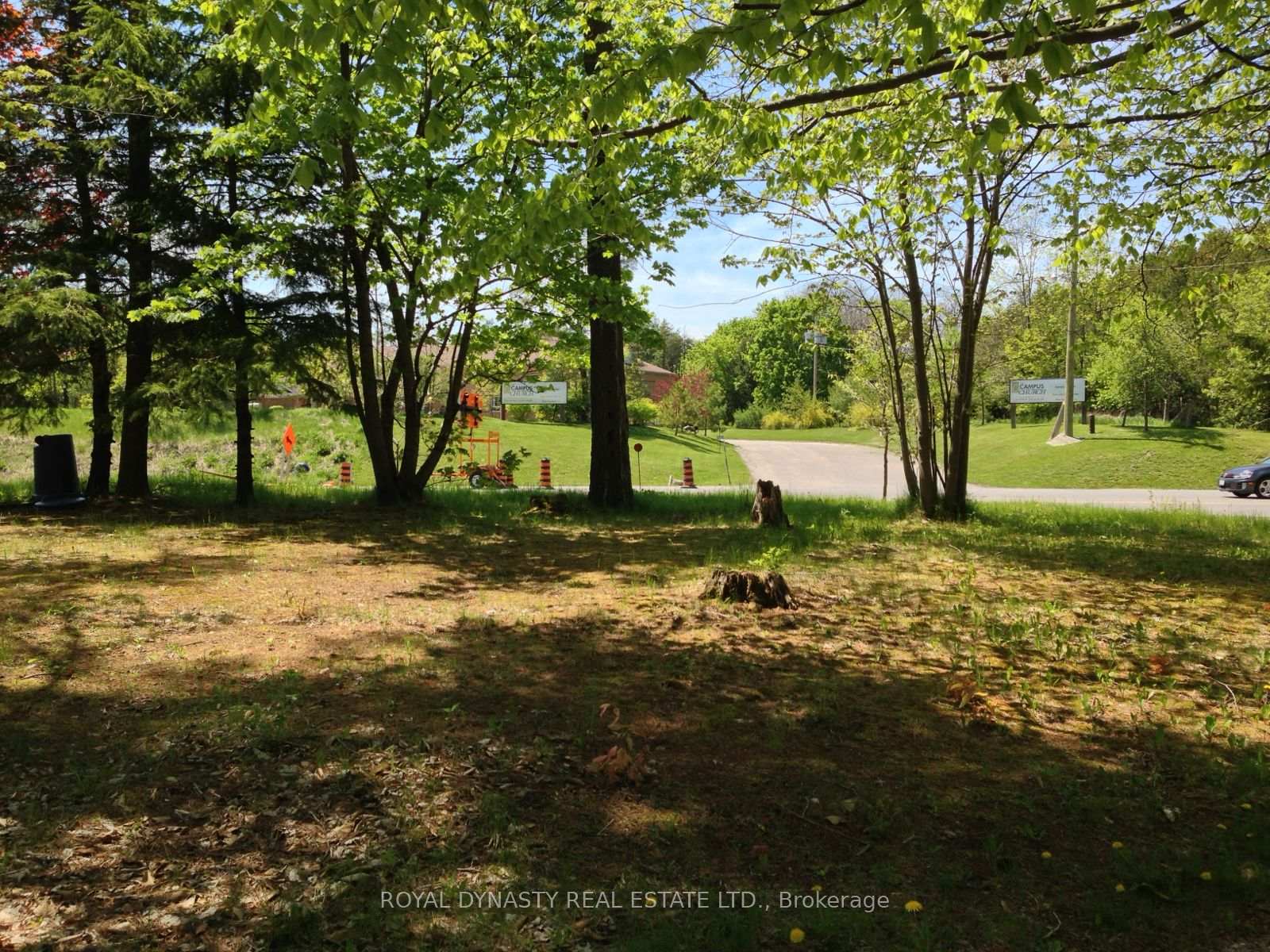 Photo 8 of 14421 Bathurst Street, Aurora, Aurora Highlands — HOMEH