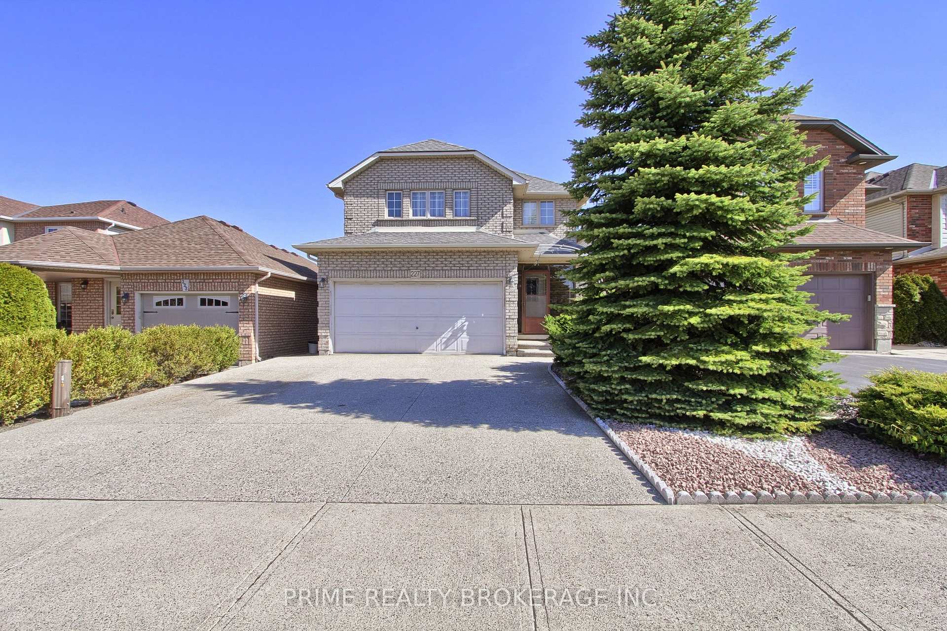 Photo 22 of 227 Hepburn Crescent, Hamilton, Mountview — HOMEH