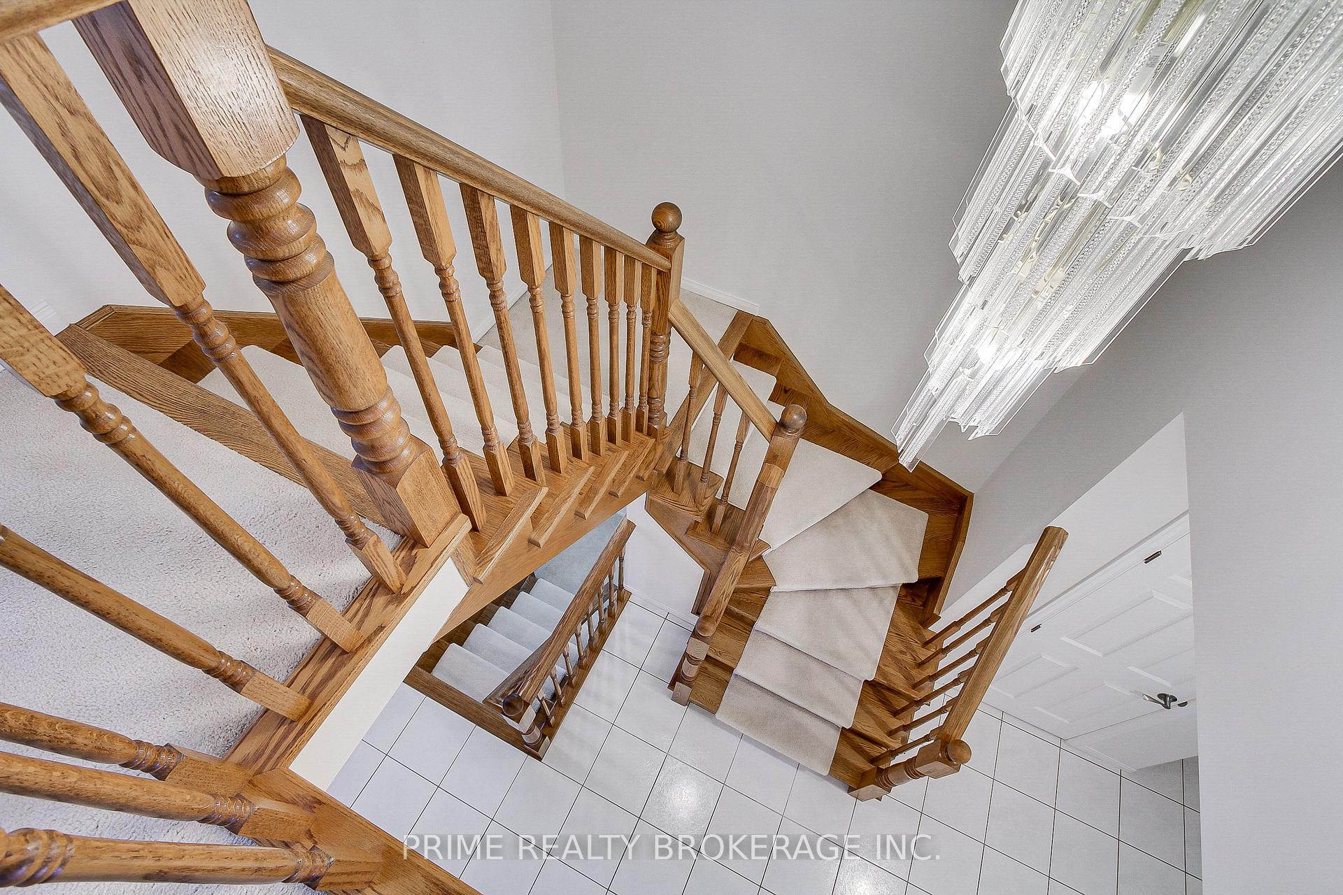 Photo 37 of 227 Hepburn Crescent, Hamilton, Mountview — HOMEH
