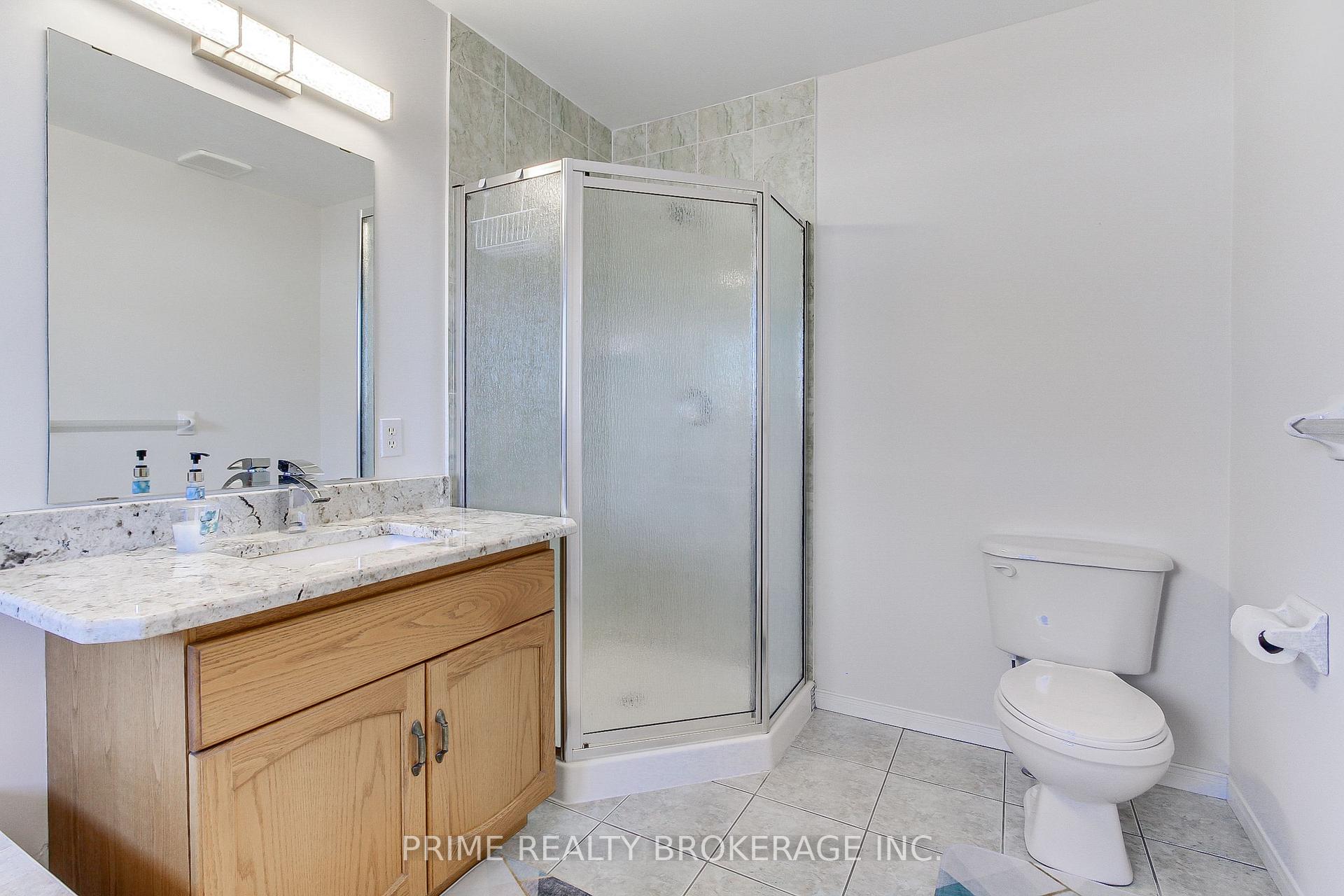 Photo 43 of 227 Hepburn Crescent, Hamilton, Mountview — HOMEH