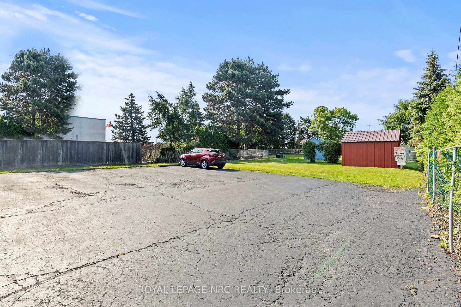 Photo 20 of 108 Scott Street, St. Catharines, Fairview — HOMEH