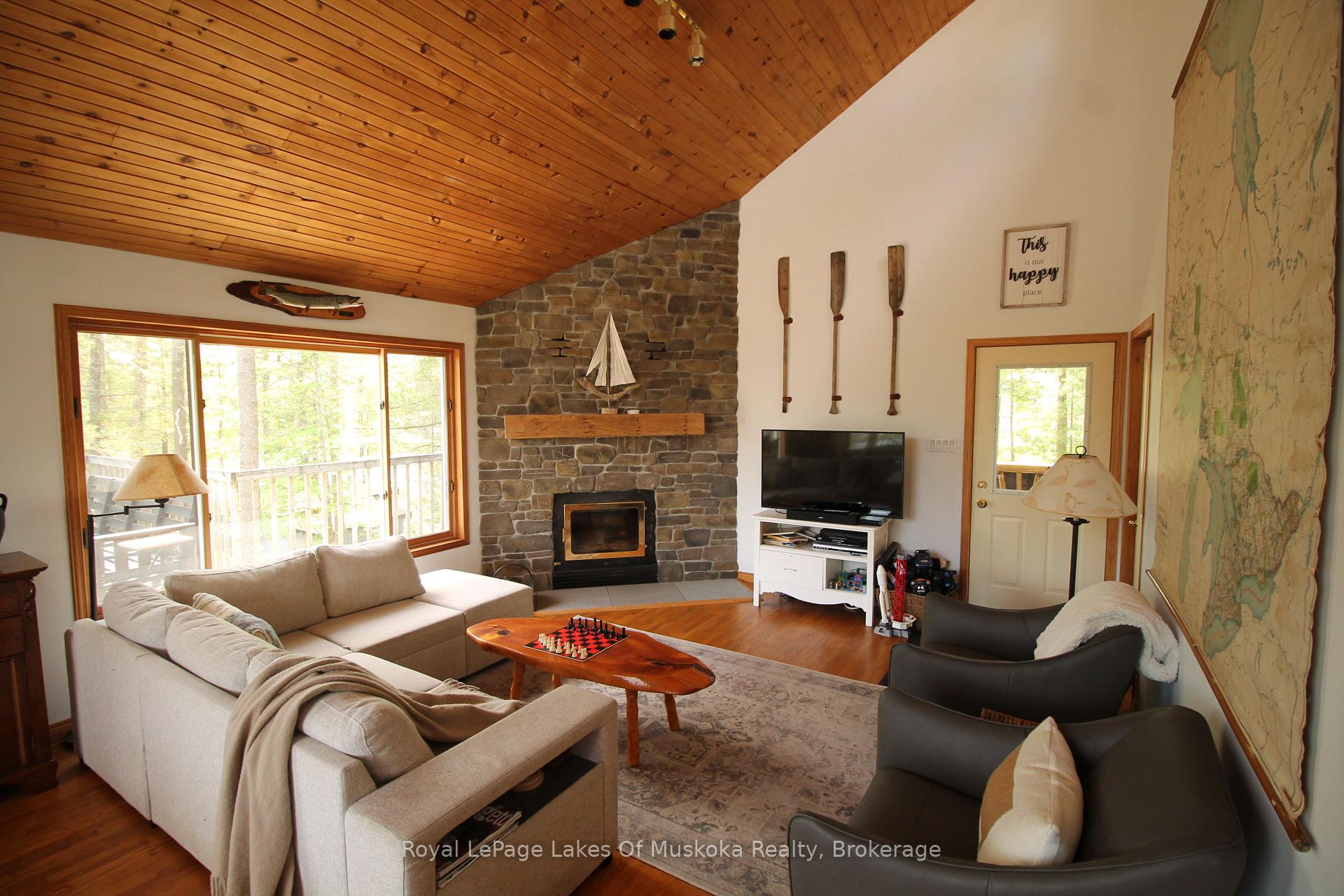 Photo 5 of 1 3LN Berkinshaw Island, Gravenhurst, Muskoka (S) — HOMEH
