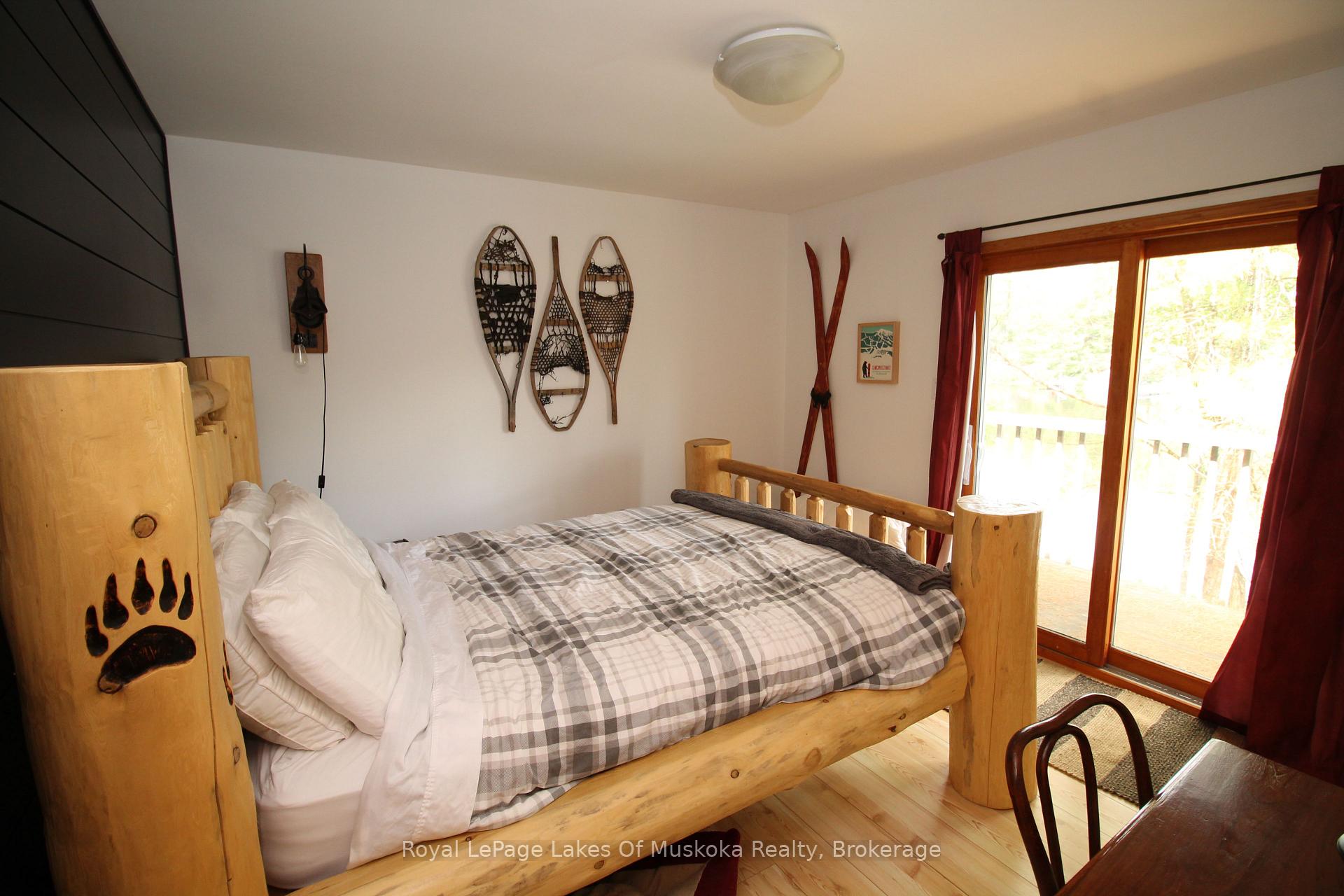 Photo 11 of 1 3LN Berkinshaw Island, Gravenhurst, Muskoka (S) — HOMEH