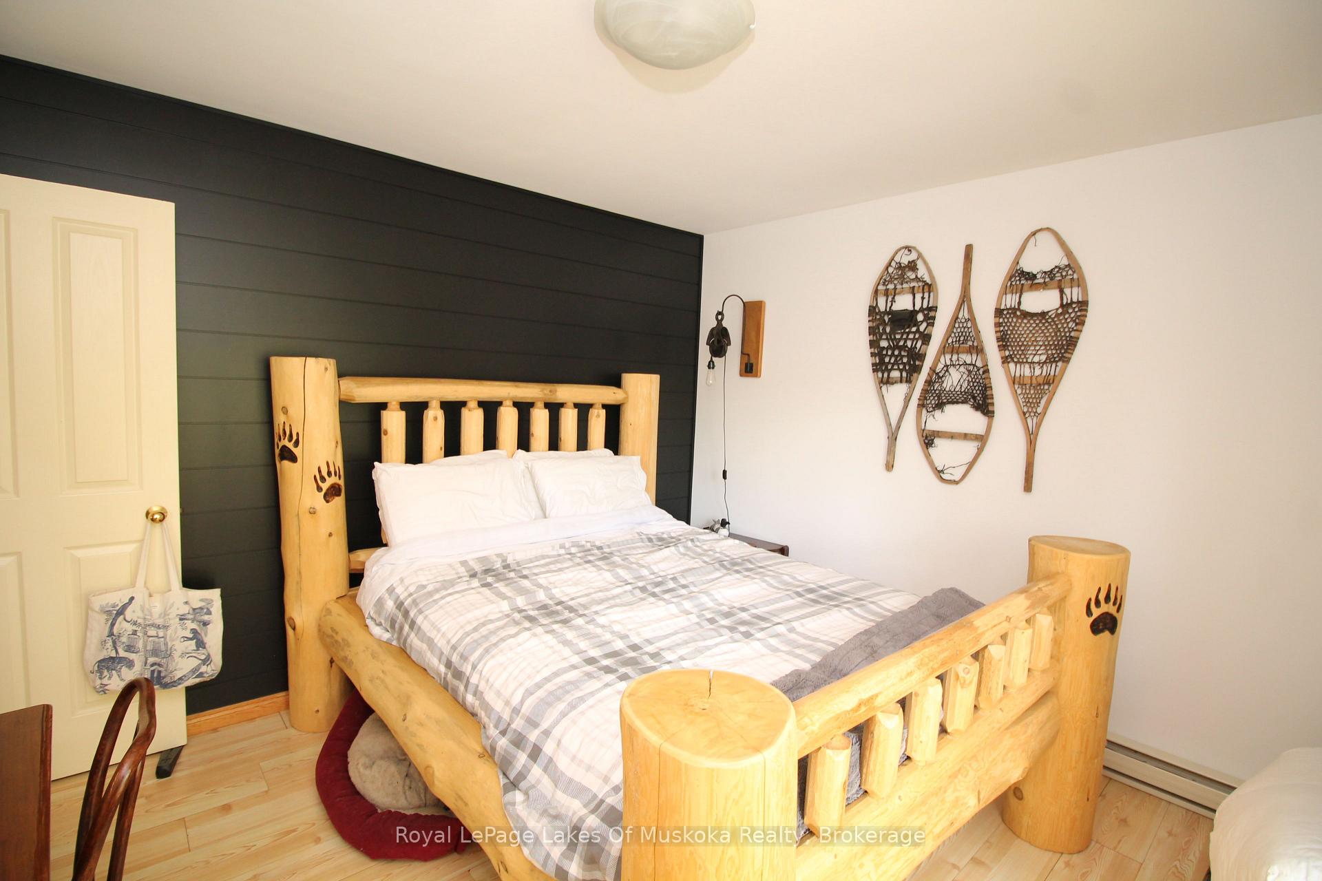 Photo 12 of 1 3LN Berkinshaw Island, Gravenhurst, Muskoka (S) — HOMEH