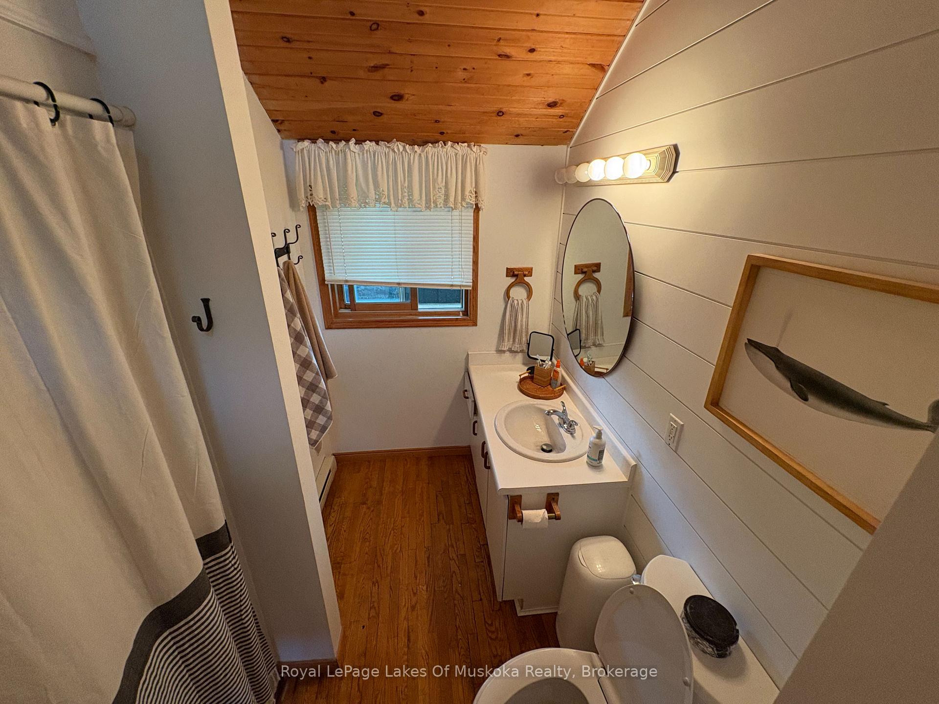Photo 14 of 1 3LN Berkinshaw Island, Gravenhurst, Muskoka (S) — HOMEH