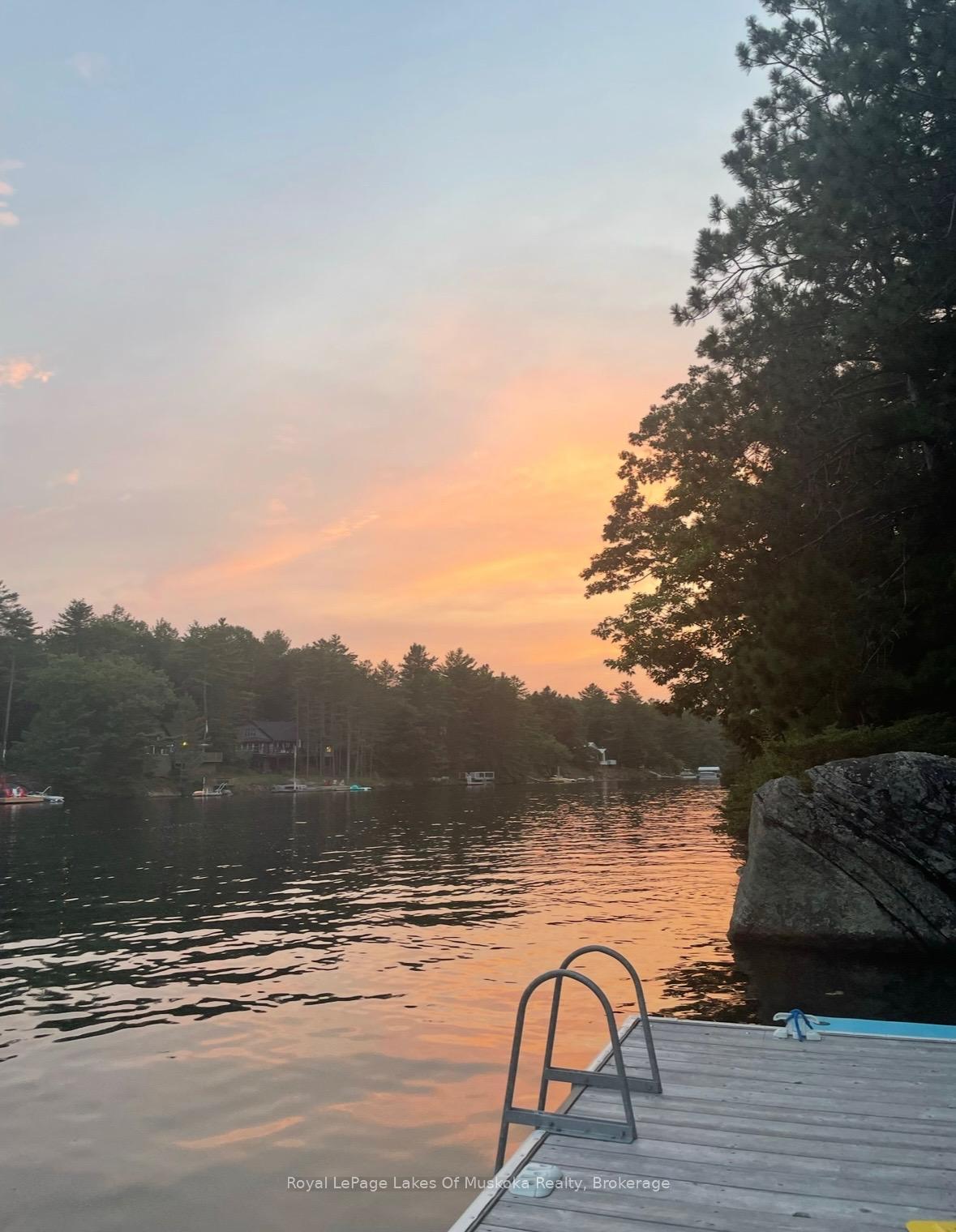 Photo 33 of 1 3LN Berkinshaw Island, Gravenhurst, Muskoka (S) — HOMEH